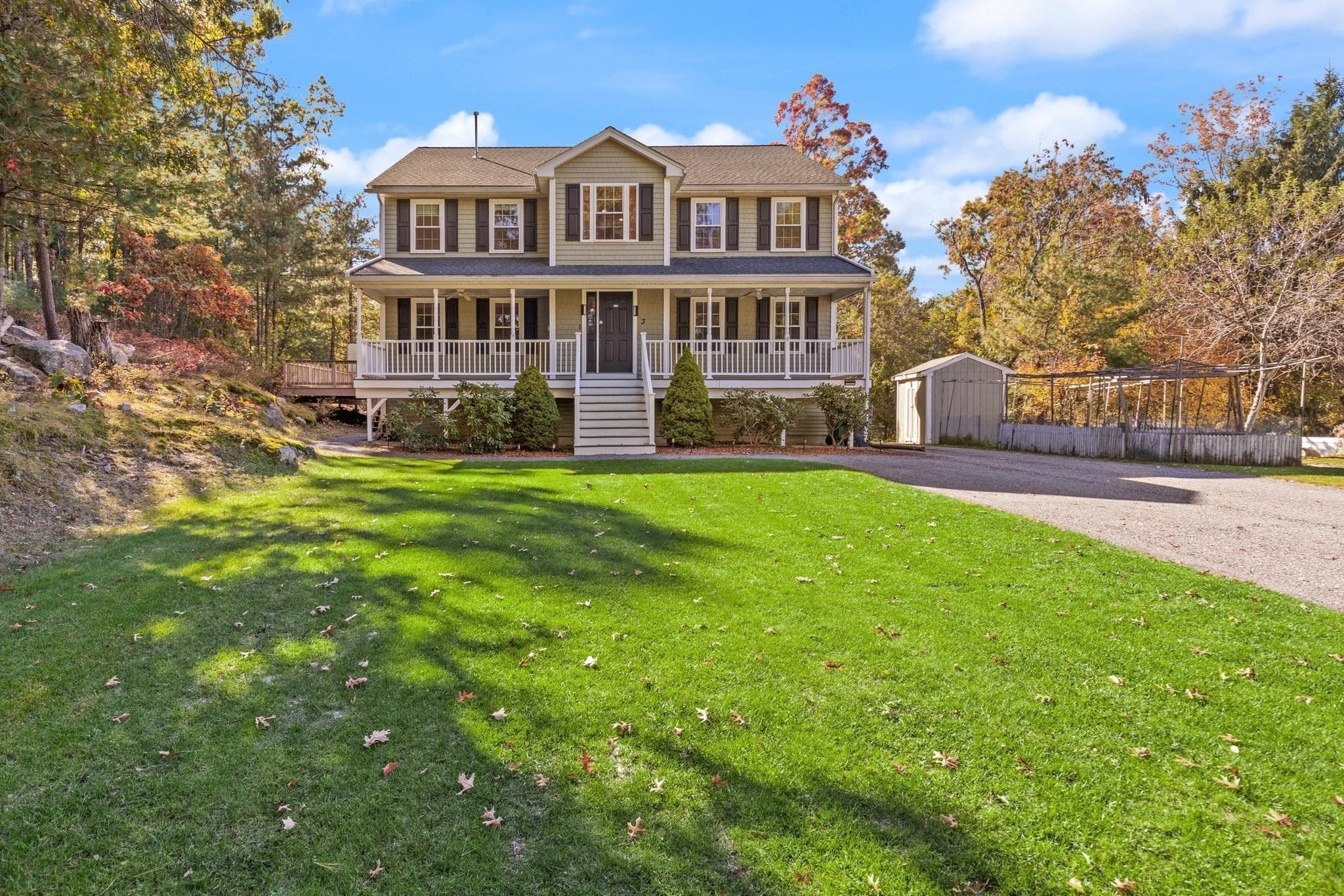 Single Family Residence at 3 Ledgelawn Ave, Billerica MA 01821, photo 3 of 42