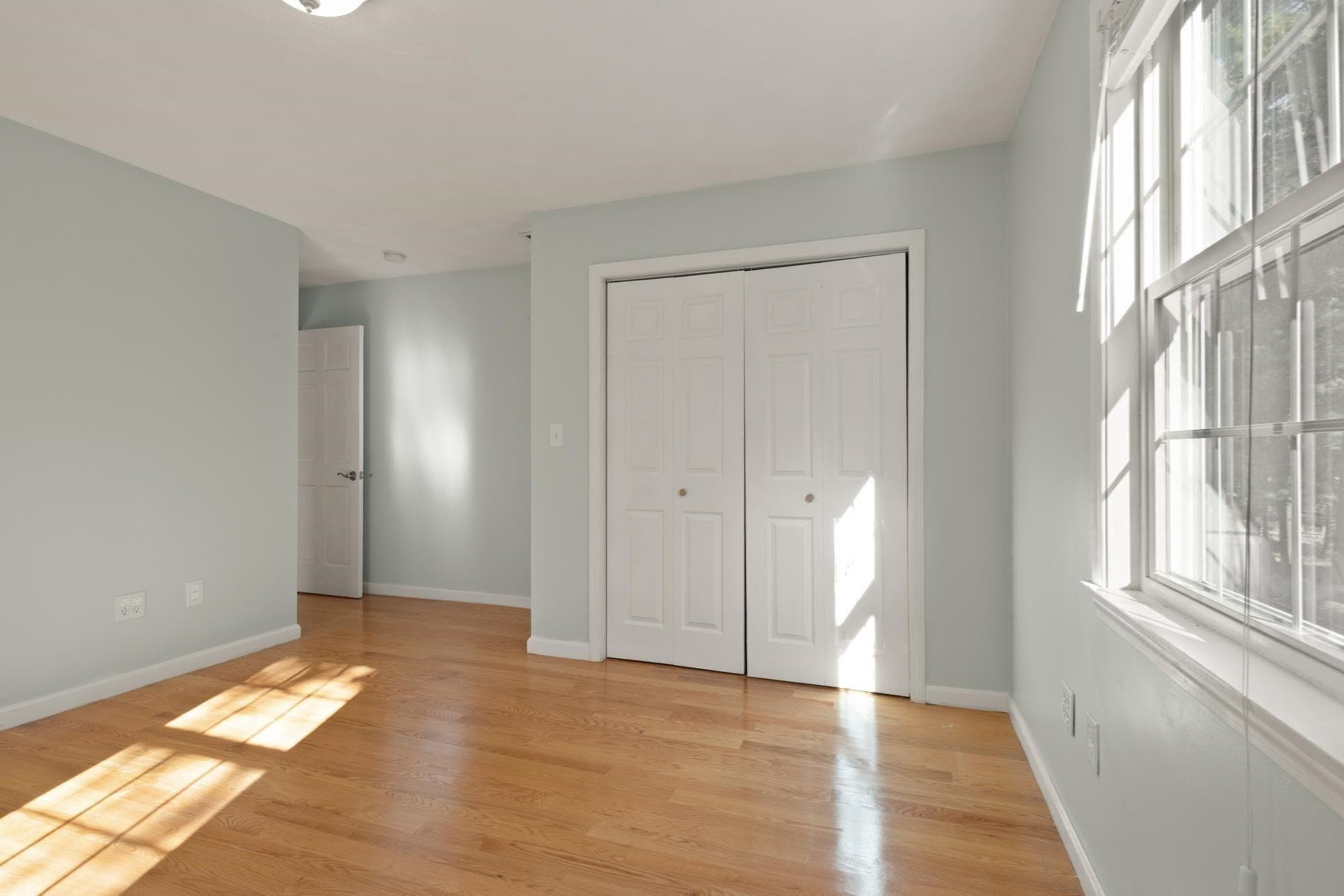 Single Family Residence at 3 Ledgelawn Ave, Billerica MA 01821, photo 32 of 42