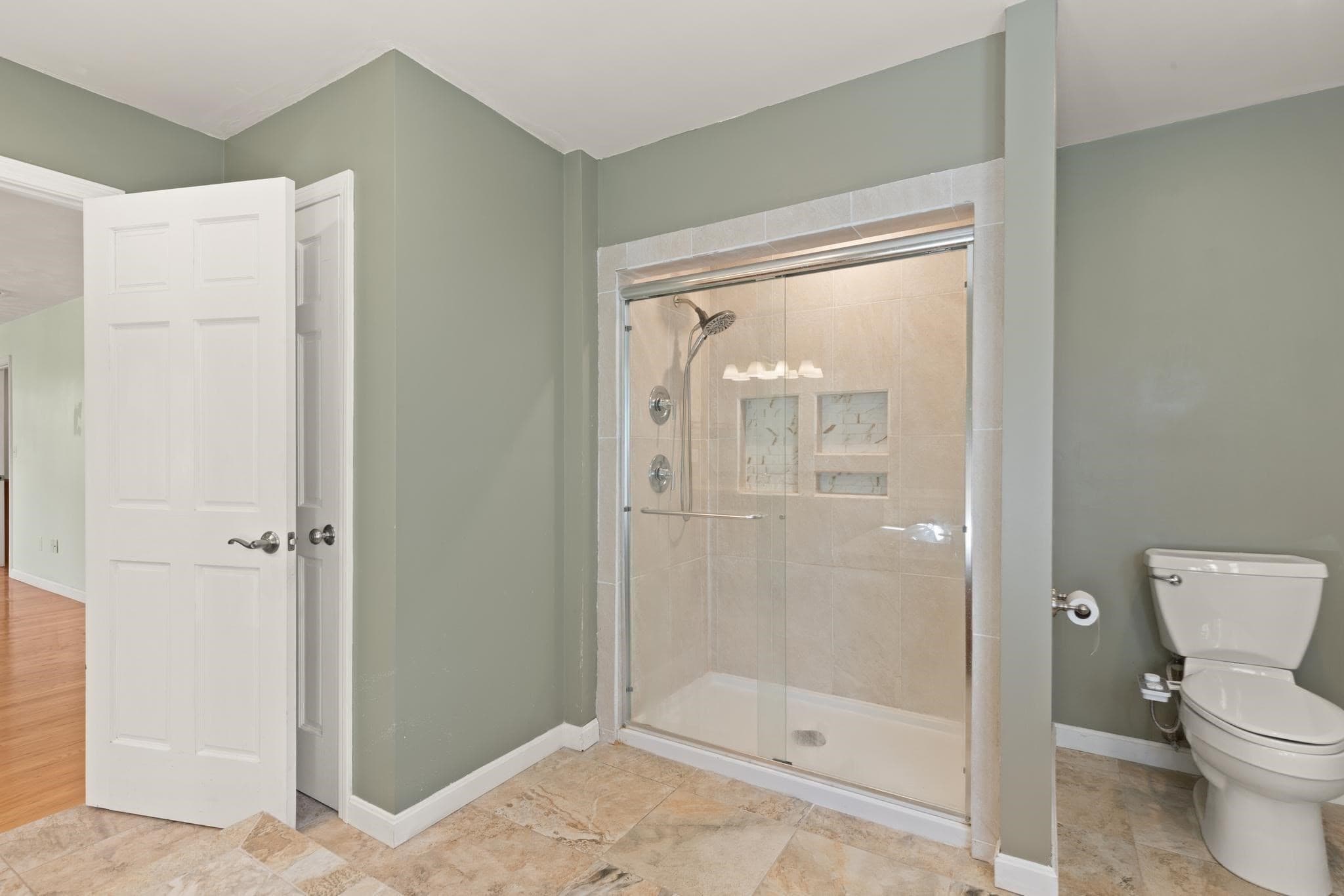 Single Family Residence at 3 Ledgelawn Ave, Billerica MA 01821, photo 28 of 42