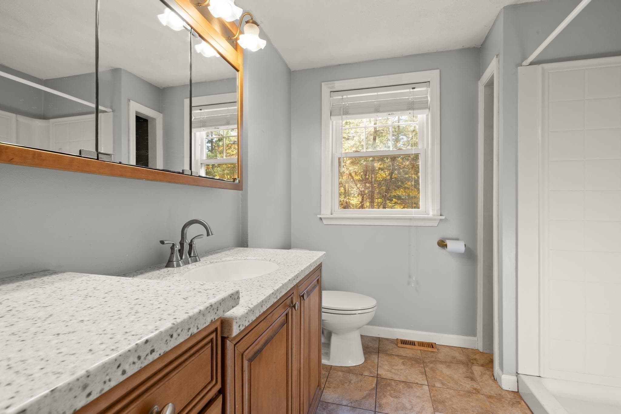 Single Family Residence at 3 Ledgelawn Ave, Billerica MA 01821, photo 18 of 42