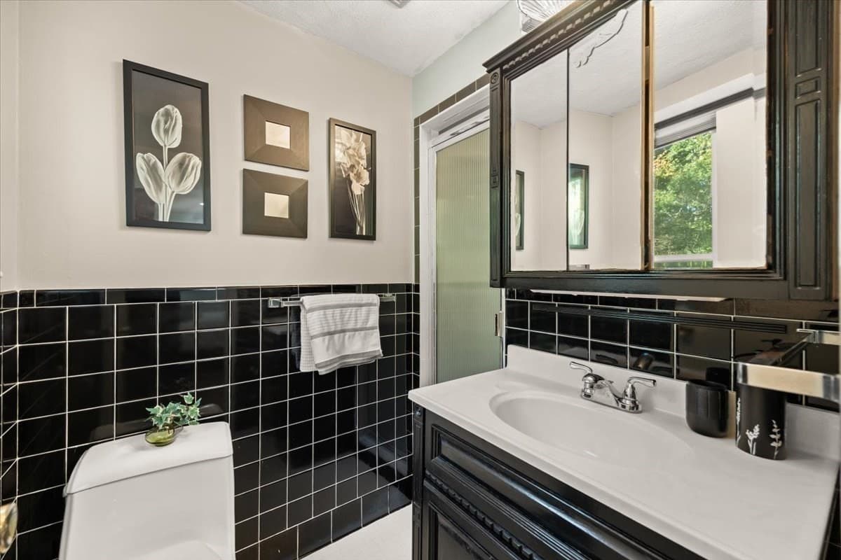 Single Family Residence at 14 Madison Ave, Sharon MA 02067, photo 16 of 37