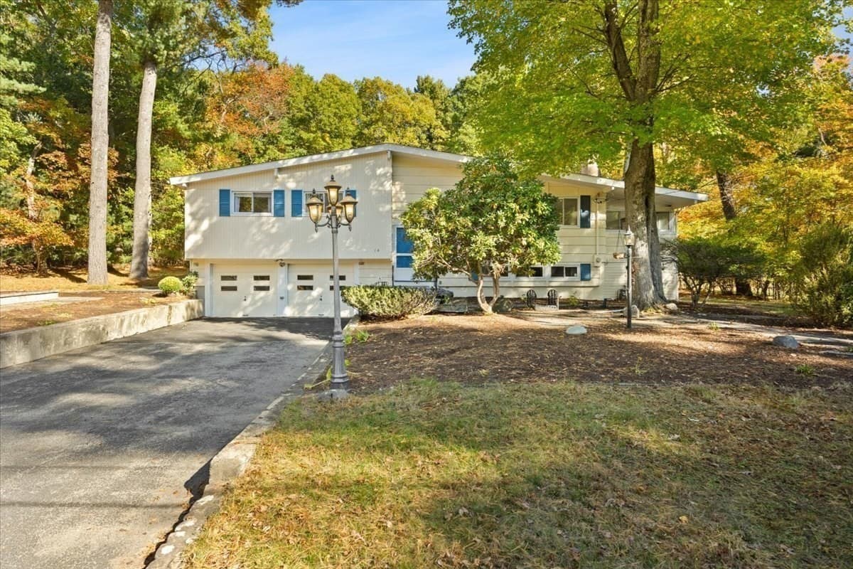Single Family Residence at 14 Madison Ave, Sharon MA 02067, photo 3 of 37