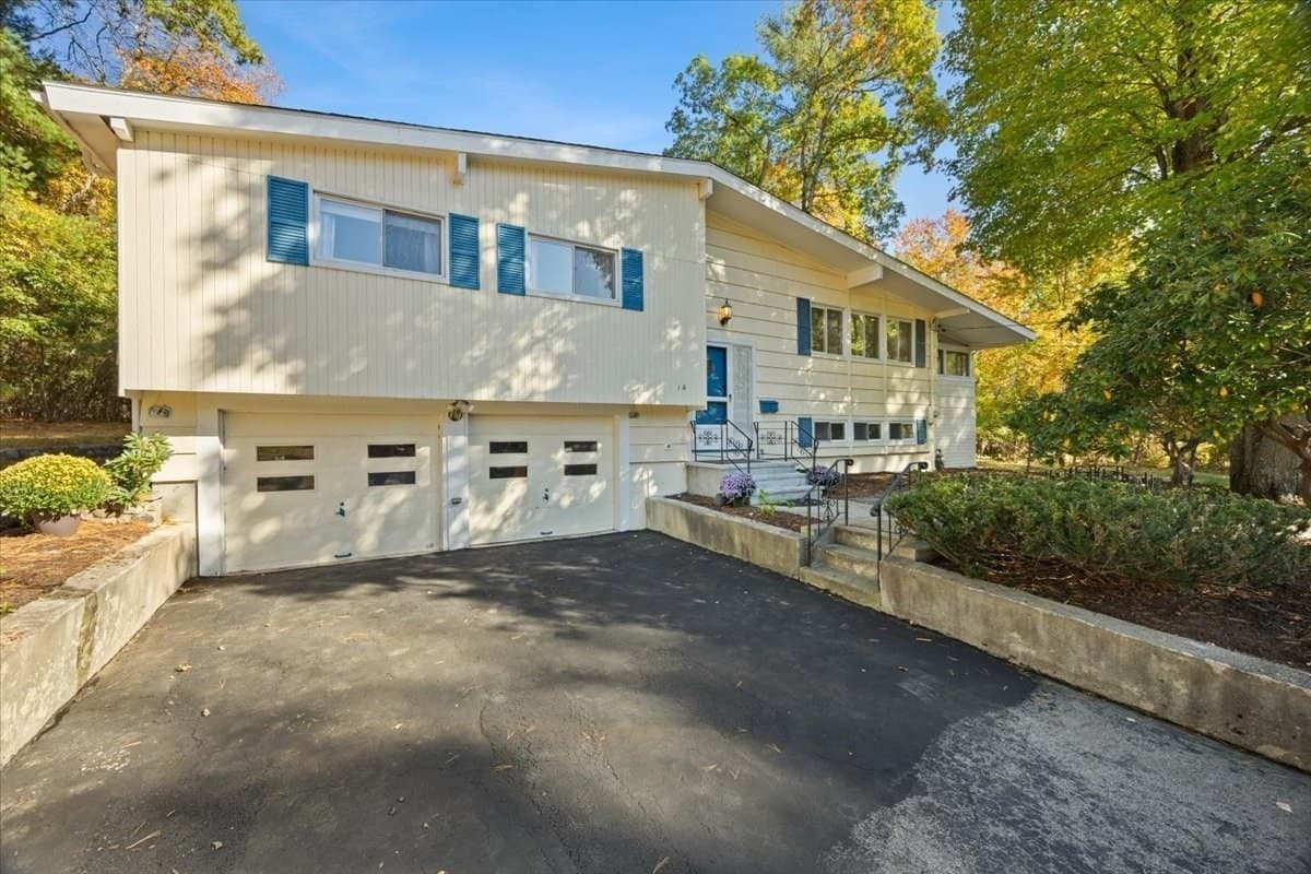 14 Madison Ave, Sharon MA 02067