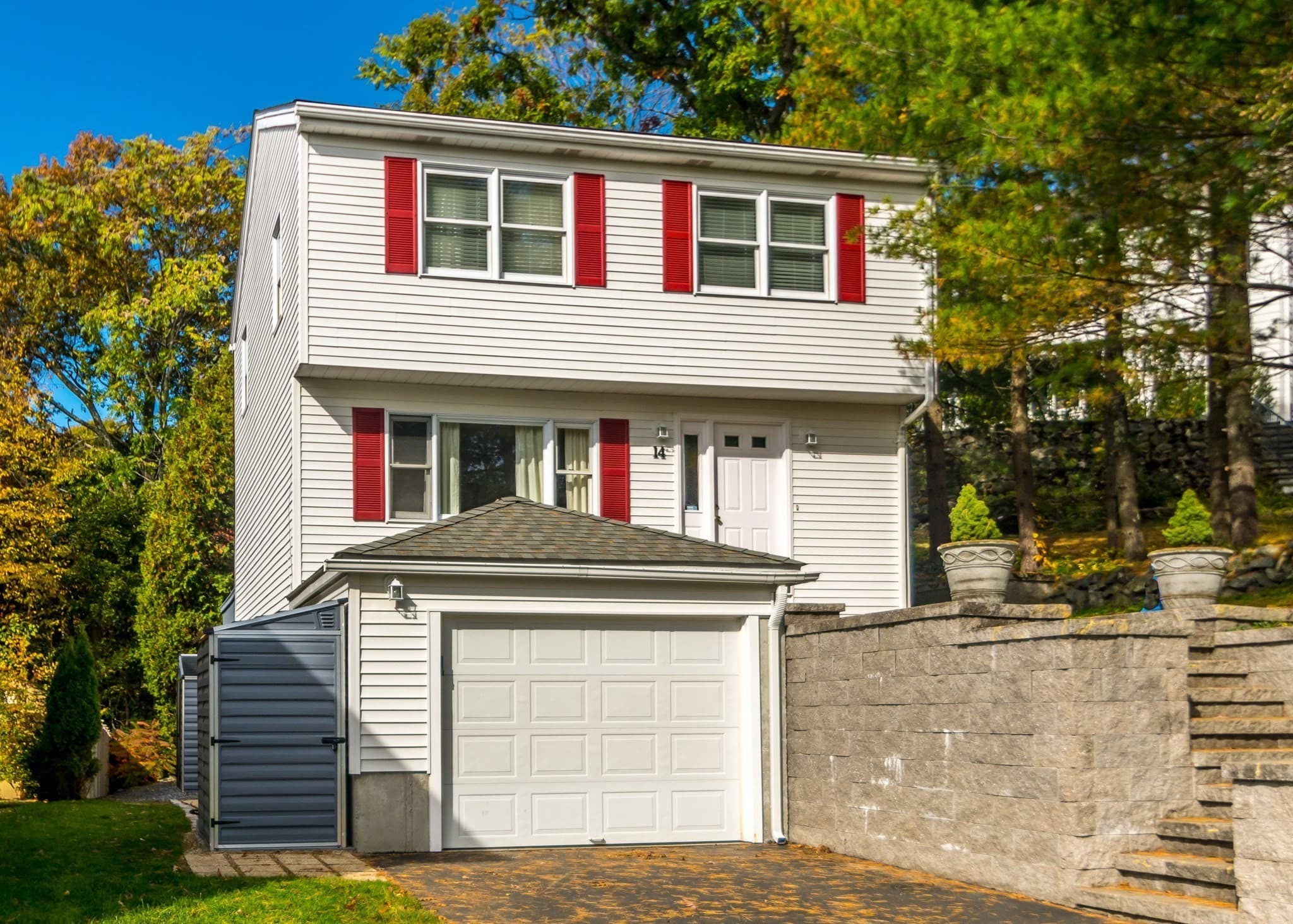 Single Family Residence at 14 Ode Street, Waltham MA 02451, photo 2 of 21