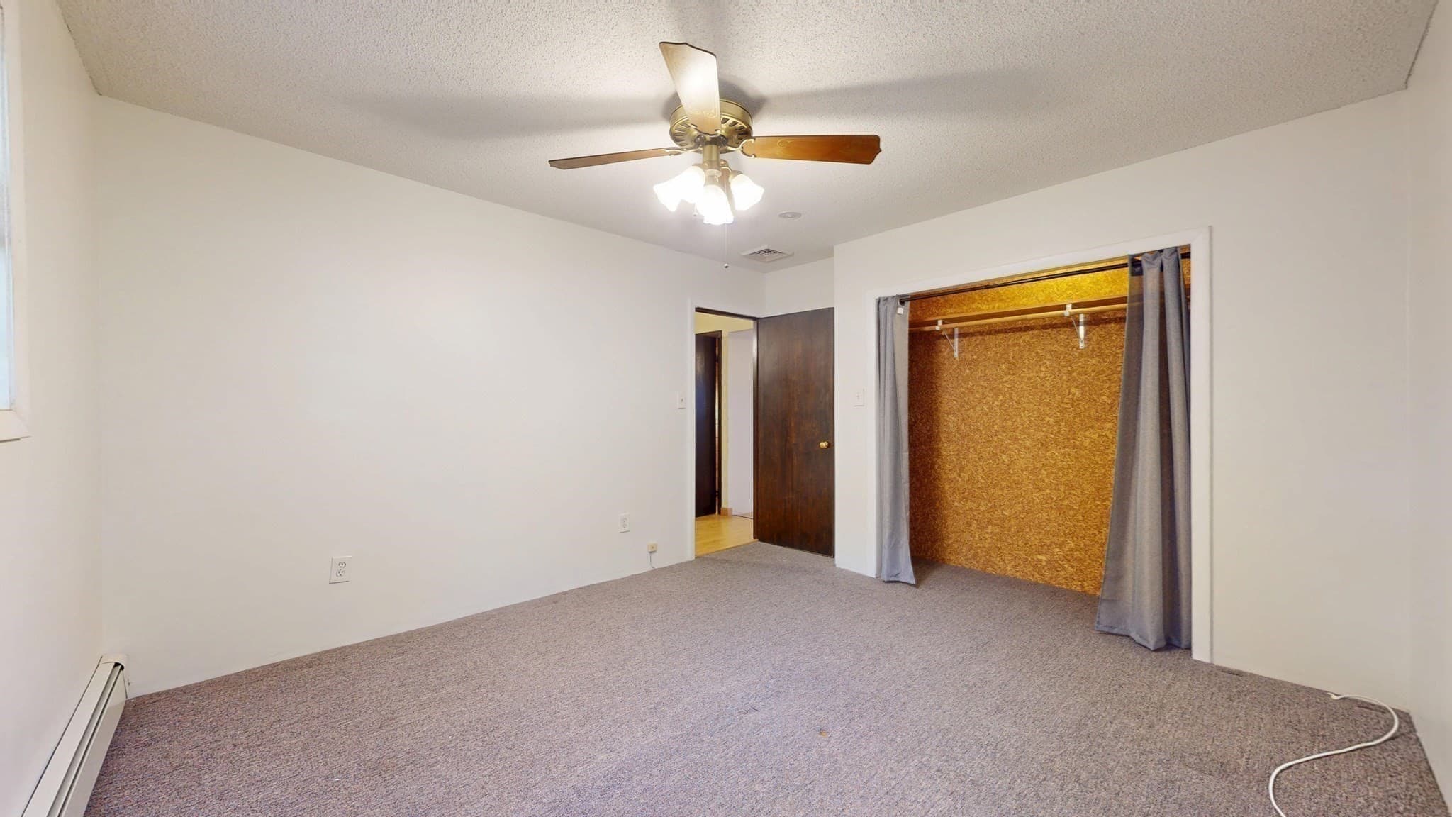 Single Family Residence at 41 Lakeshore Dr, Bellingham MA 02019, photo 16 of 28