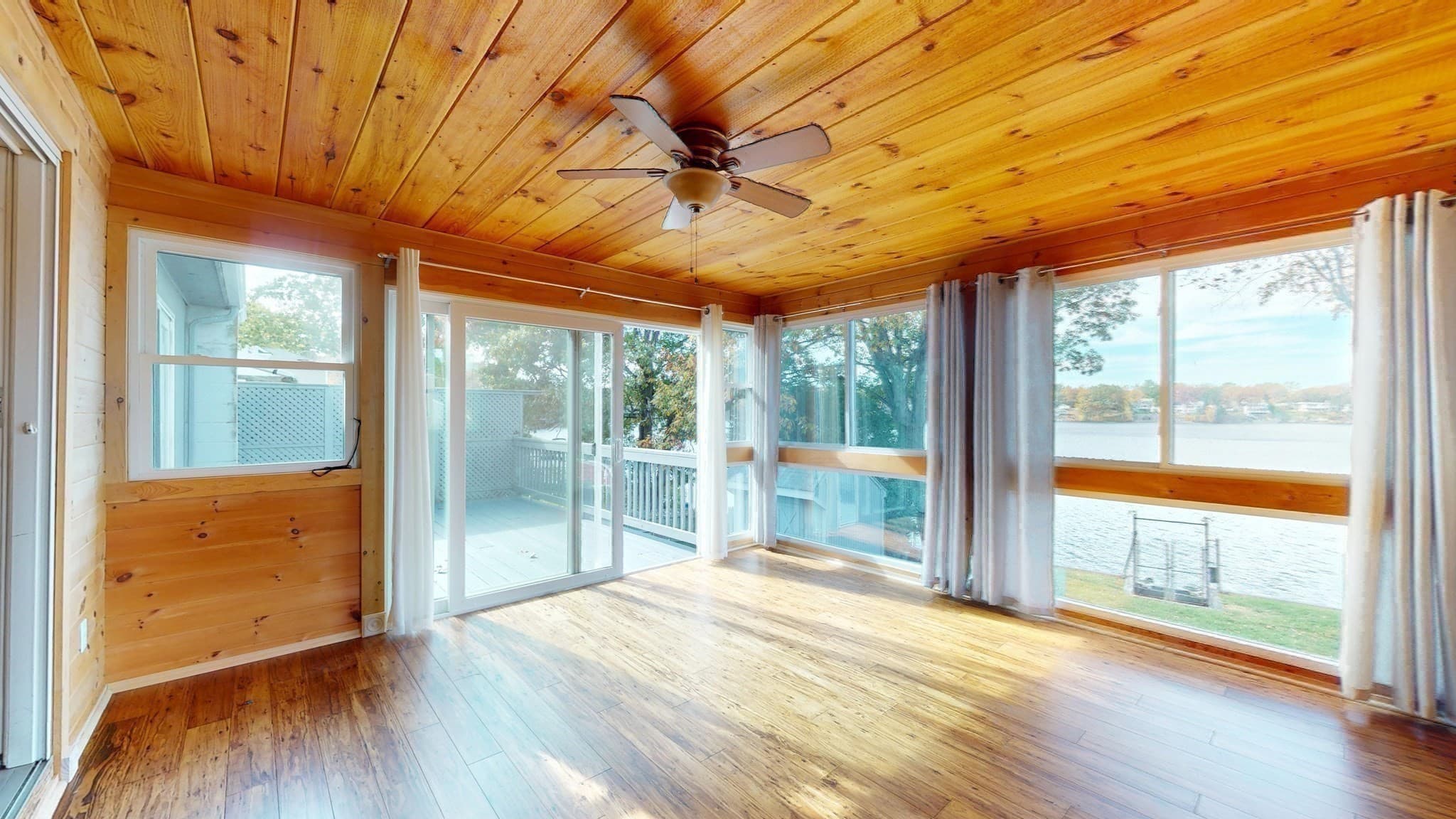 Single Family Residence at 41 Lakeshore Dr, Bellingham MA 02019, photo 20 of 28