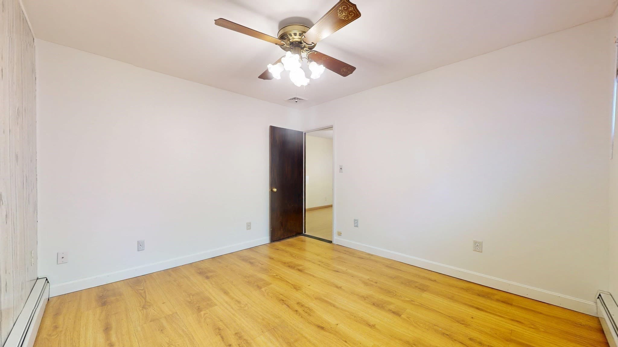 Single Family Residence at 41 Lakeshore Dr, Bellingham MA 02019, photo 15 of 28