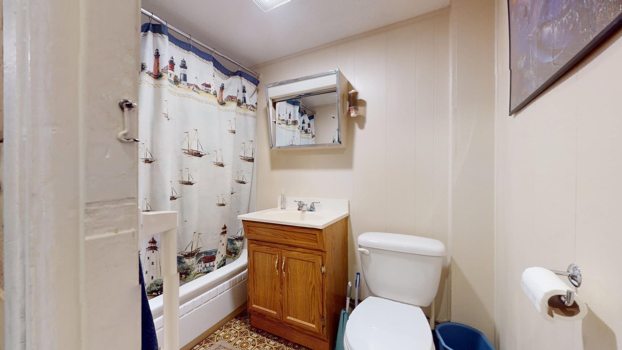 Single Family Residence at 41 Lakeshore Dr, Bellingham MA 02019, photo 25 of 28