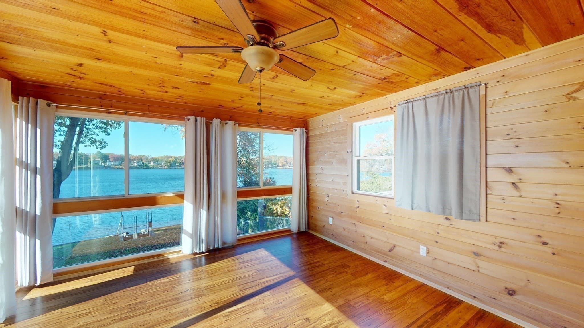 Single Family Residence at 41 Lakeshore Dr, Bellingham MA 02019, photo 21 of 28