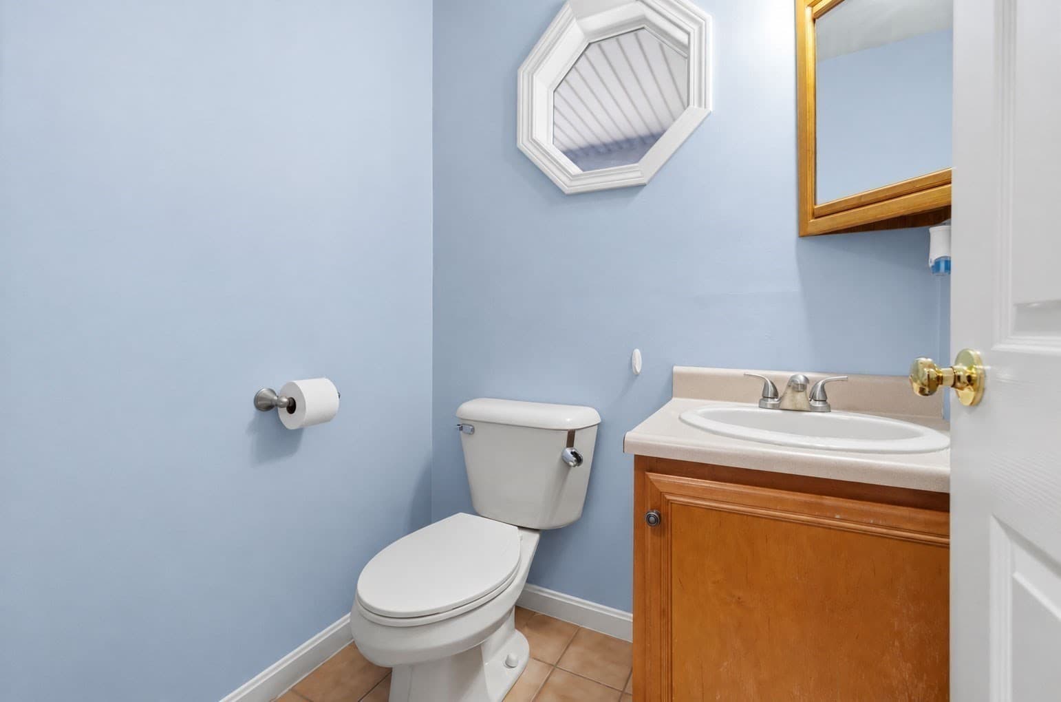 Single Family Residence at 70 Nelson Dr, Bridgewater MA 02324, photo 14 of 32