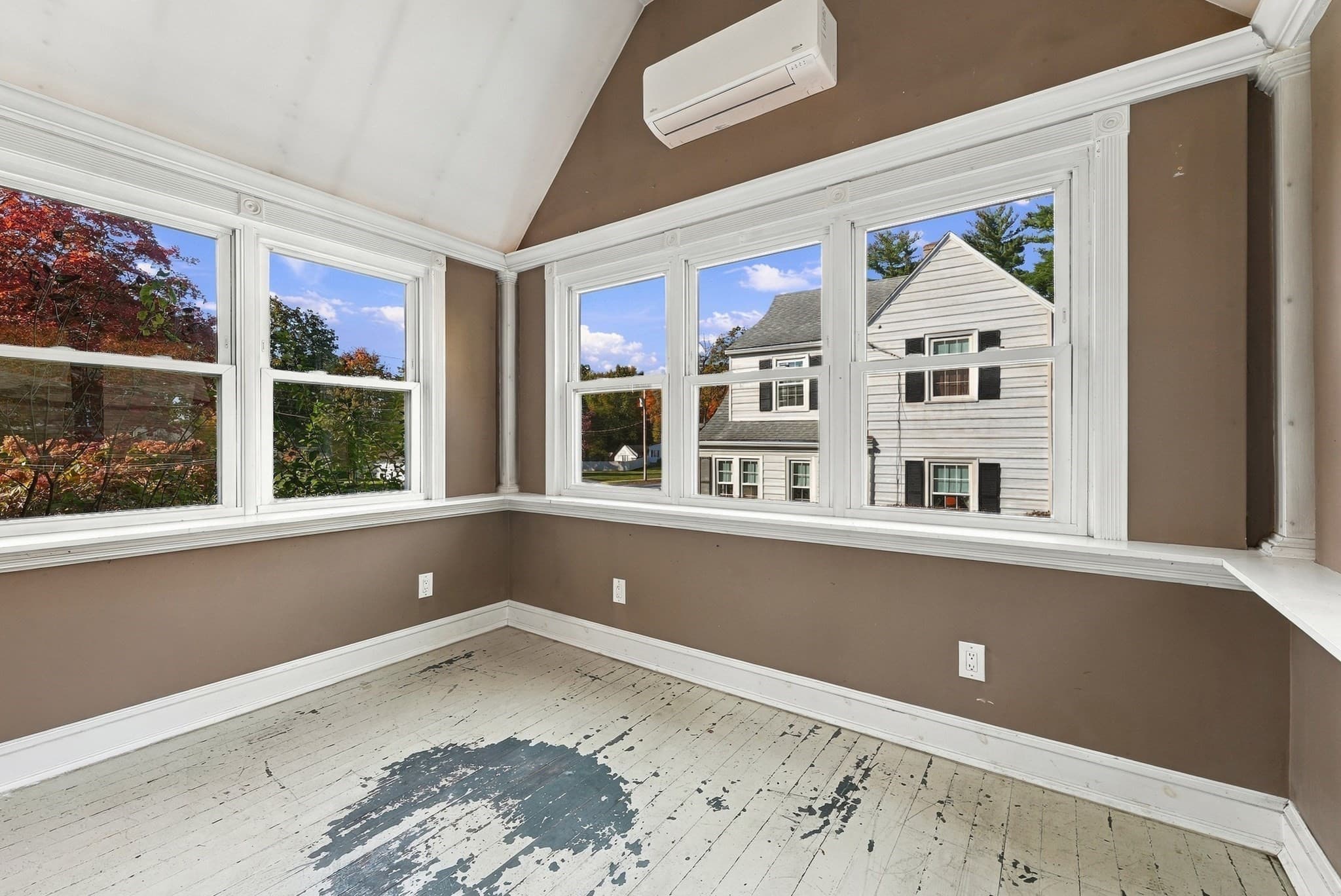 Single Family Residence at 65 Craiwell Ave, West Springfield MA 01089, photo 18 of 42