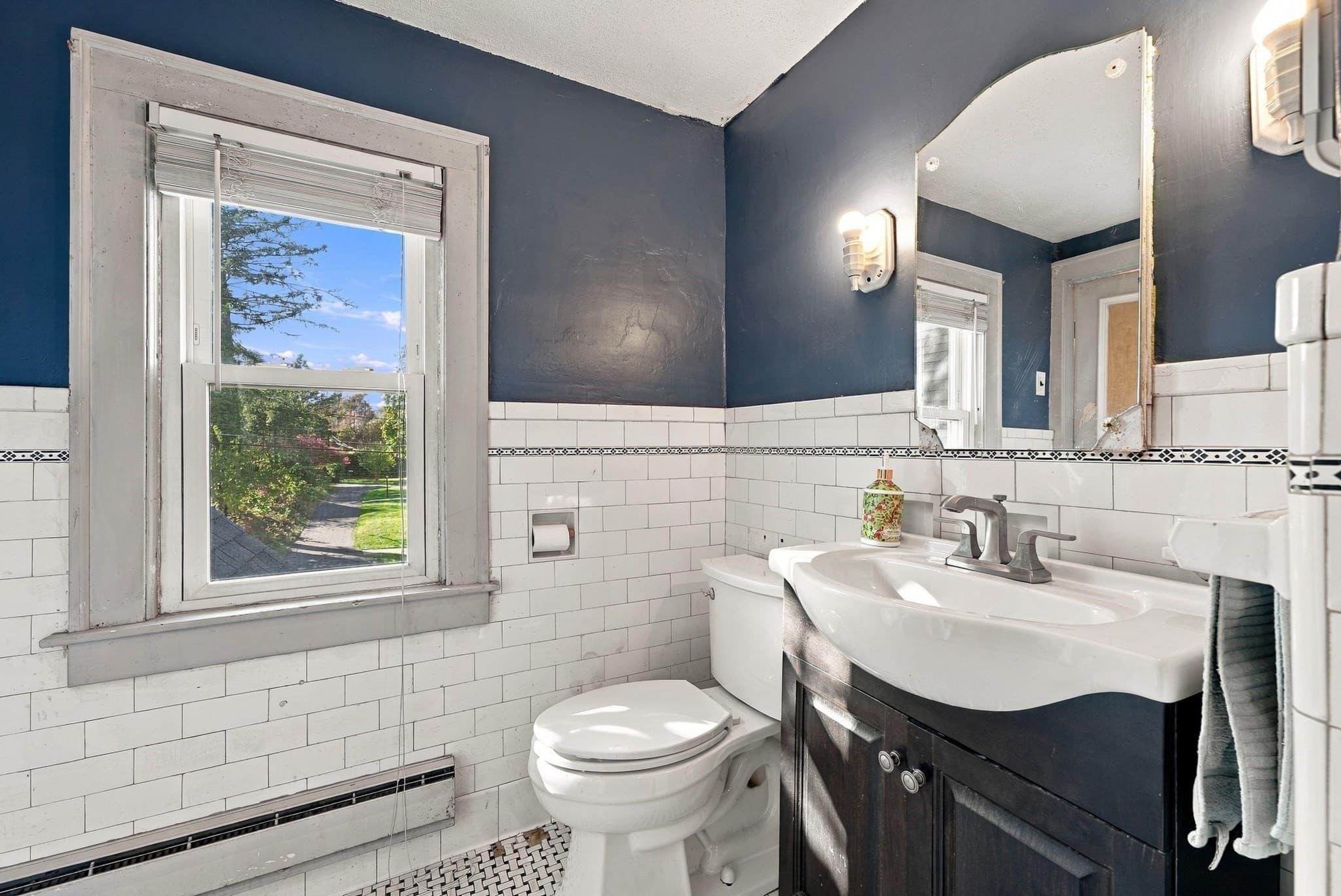 Single Family Residence at 65 Craiwell Ave, West Springfield MA 01089, photo 29 of 42