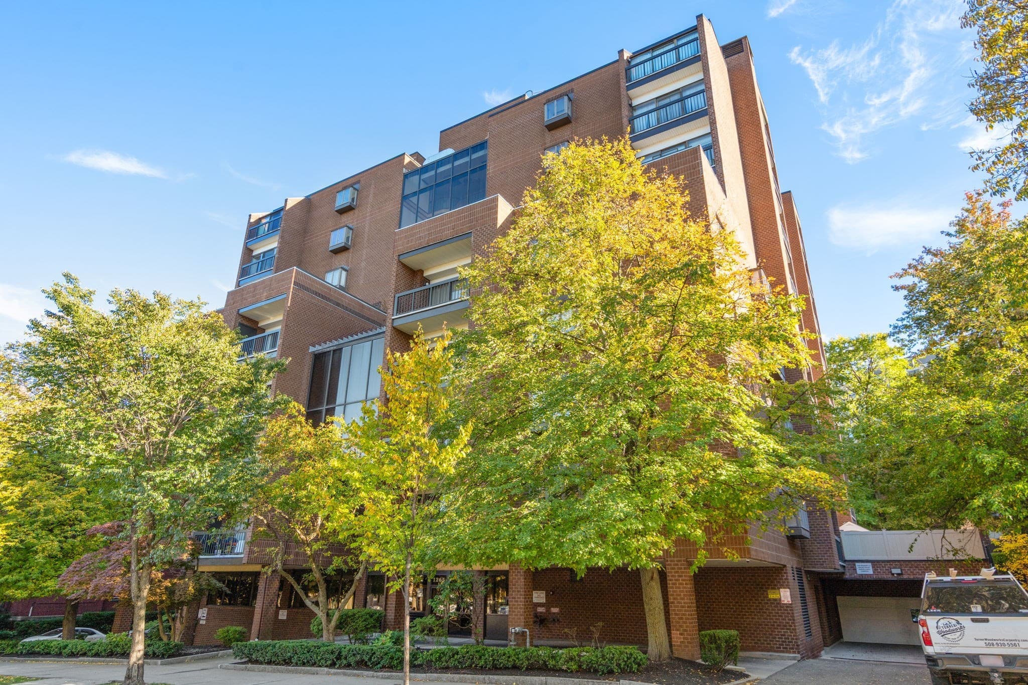 Condominium at 1265 Beacon St # 505, Brookline MA 02446, photo 27 of 28