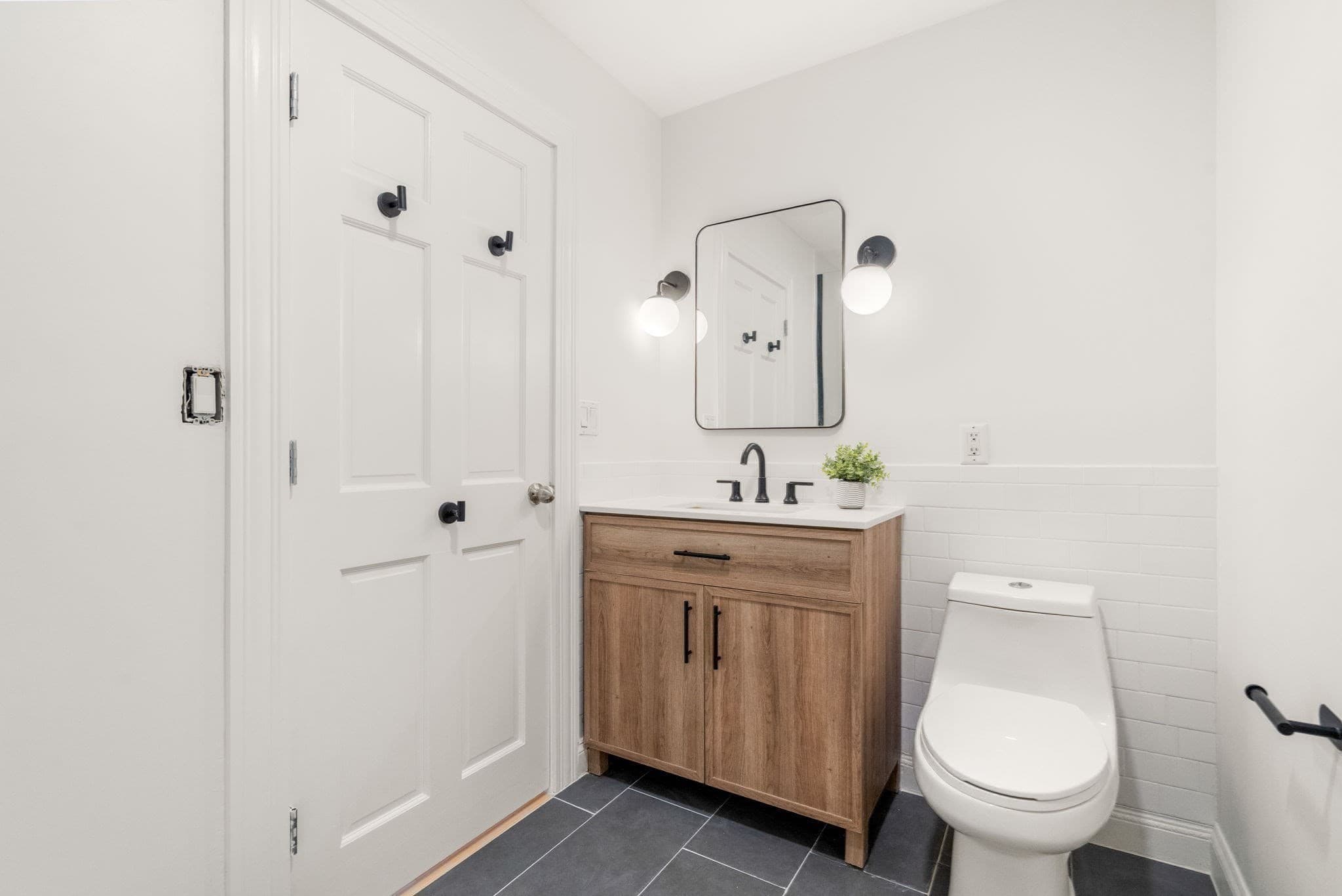 Condominium at 1265 Beacon St # 505, Brookline MA 02446, photo 22 of 28