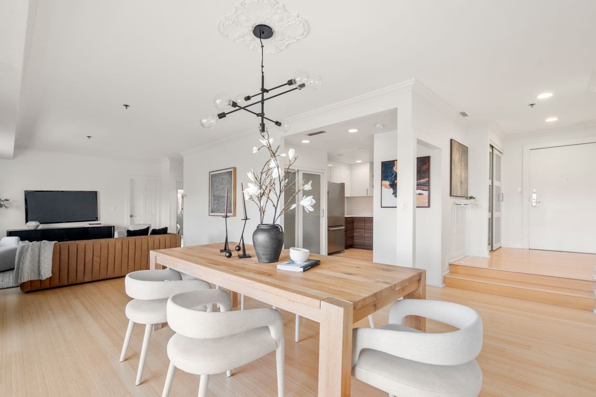 Condominium at 1265 Beacon St # 505, Brookline MA 02446, photo 3 of 28
