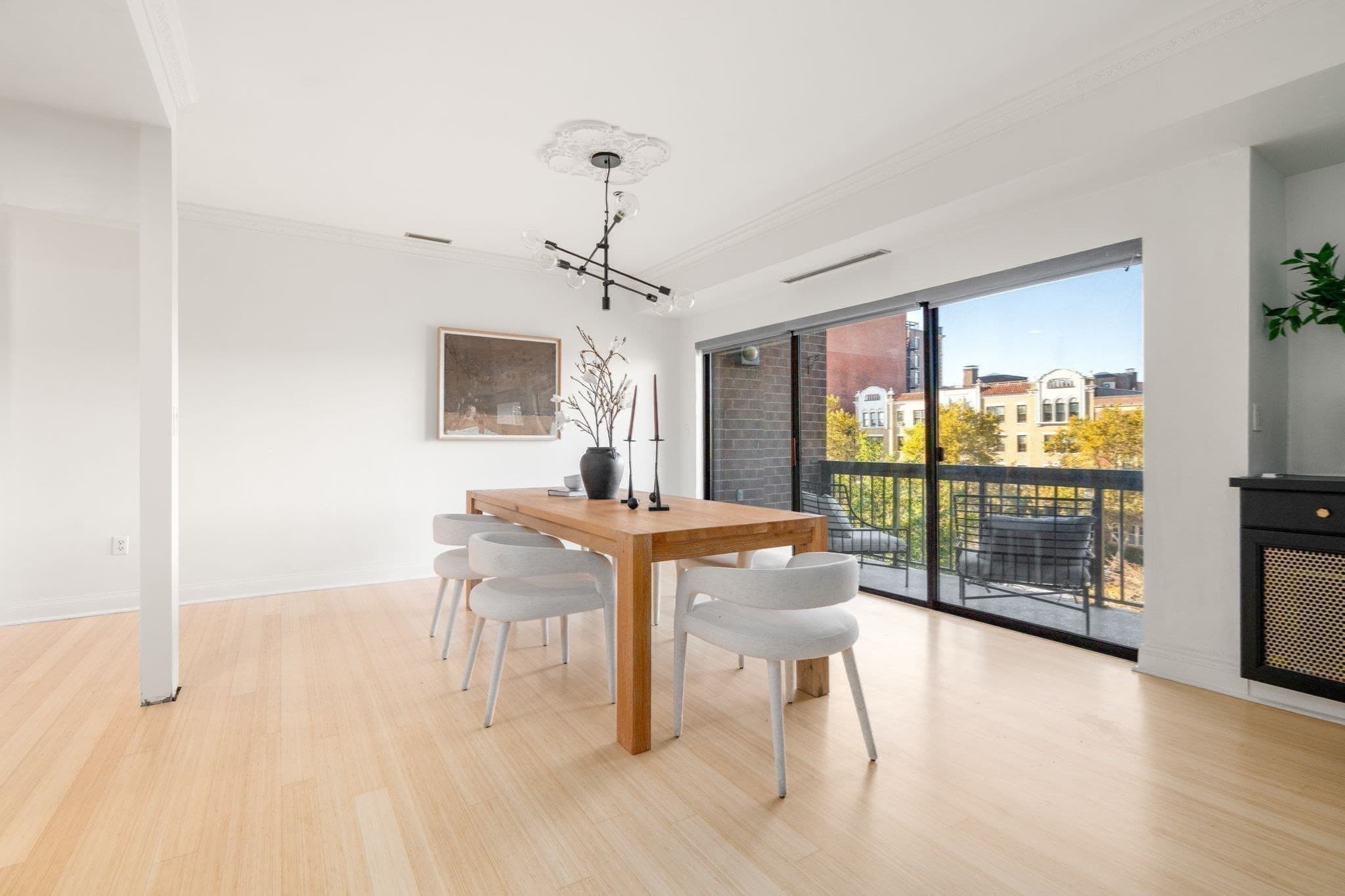 Condominium at 1265 Beacon St # 505, Brookline MA 02446, photo 15 of 28