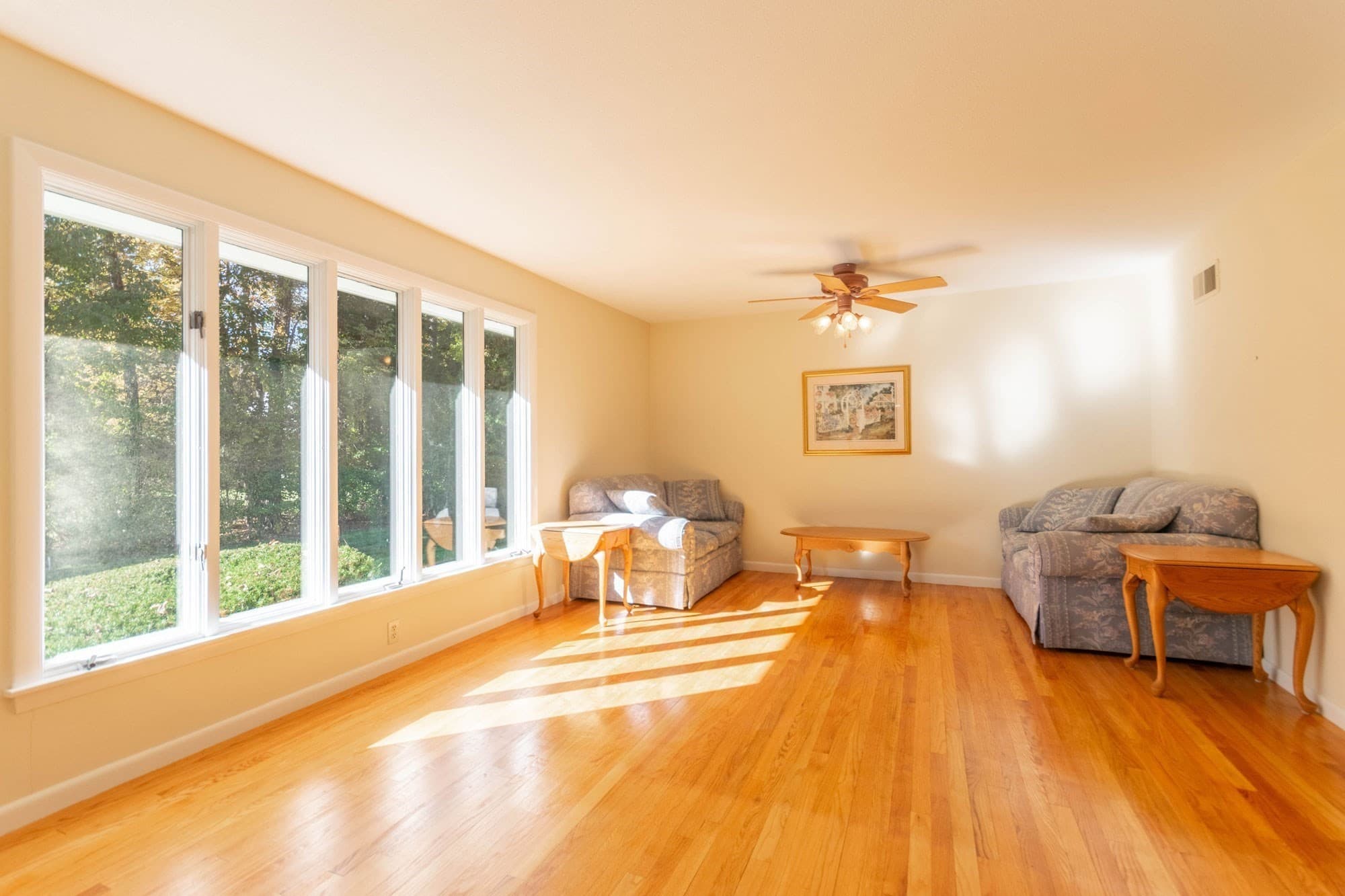 Single Family Residence at 194 Redfern Dr, Longmeadow MA 01106, photo 9 of 36