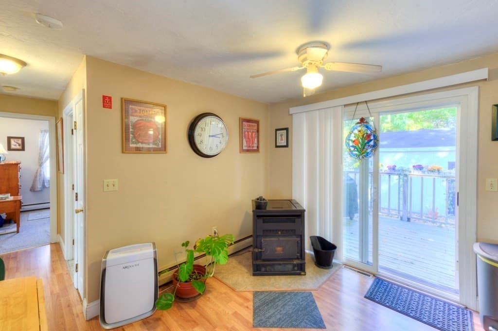 Single Family Residence at 19 Joppa Rd, Worcester MA 01602, photo 11 of 24