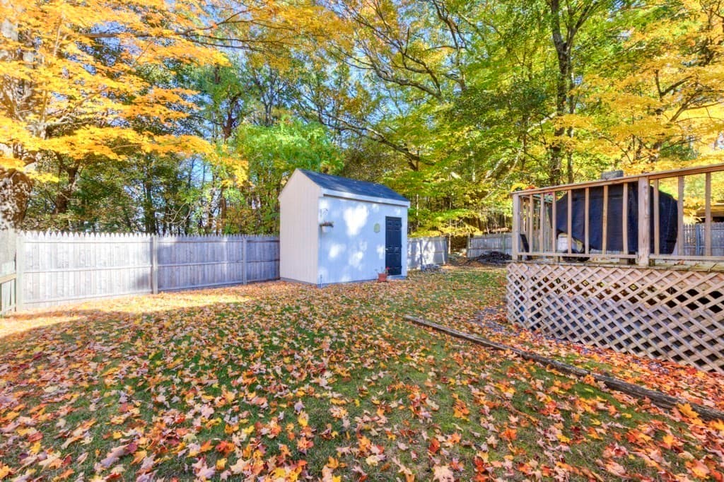 Single Family Residence at 19 Joppa Rd, Worcester MA 01602, photo 19 of 24
