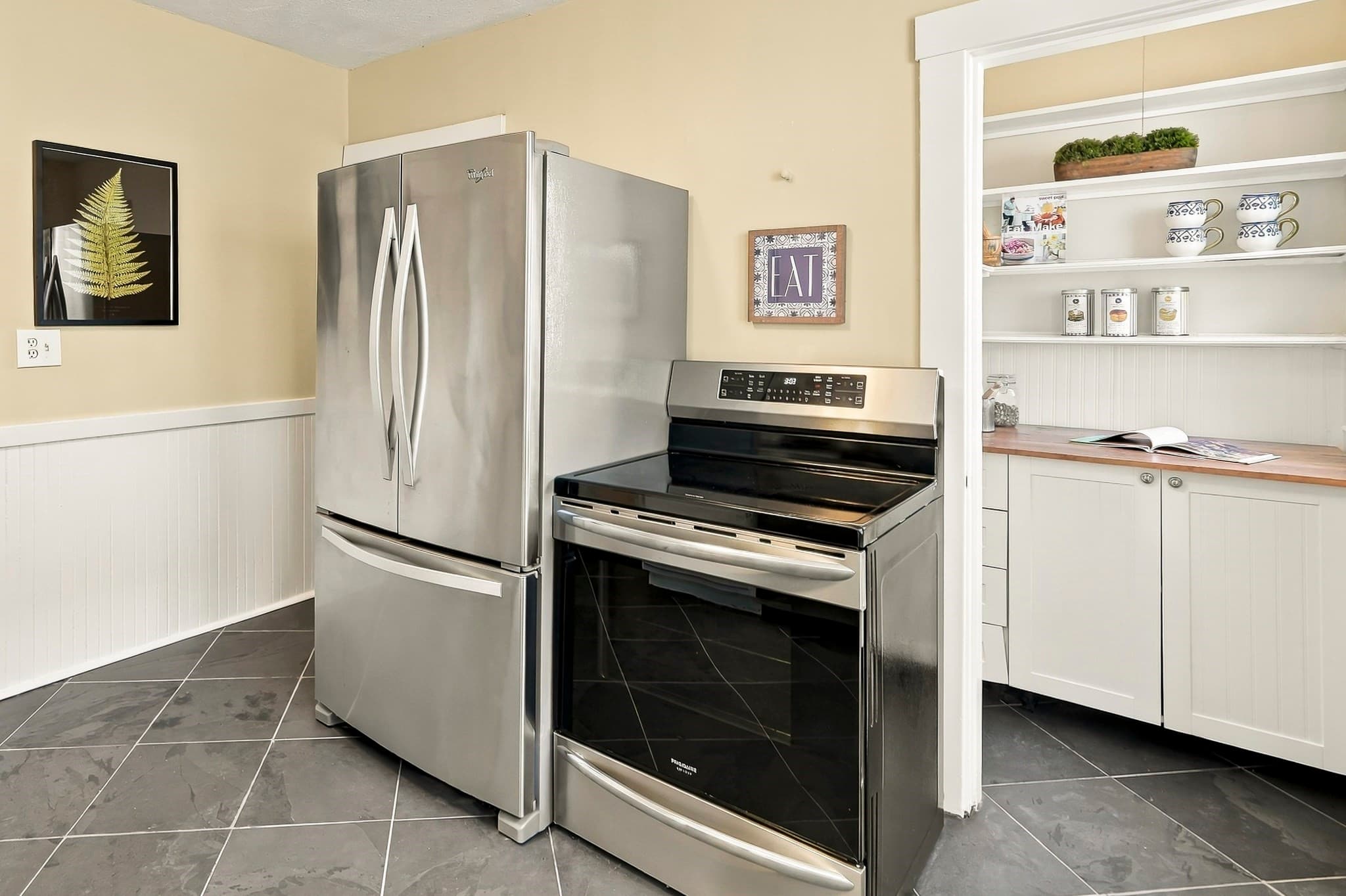 Condominium at 19 Dartmouth Street # 19, Arlington MA 02474, photo 15 of 31