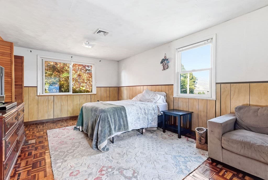 Single Family Residence at 51 Maple St, Weymouth MA 02189, photo 17 of 40