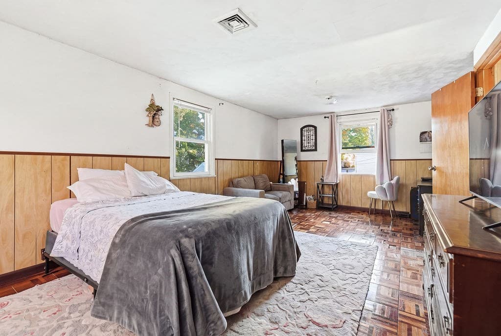 Single Family Residence at 51 Maple St, Weymouth MA 02189, photo 18 of 40