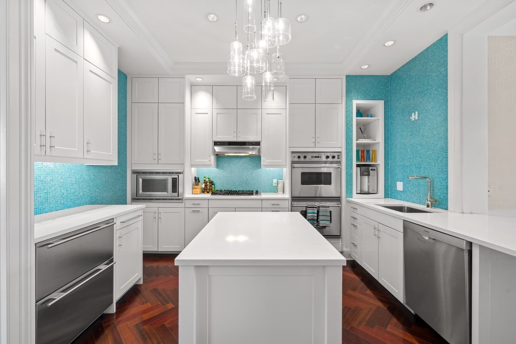 Condominium at 1 Charles Street South, Boston MA 02116, photo 9 of 25