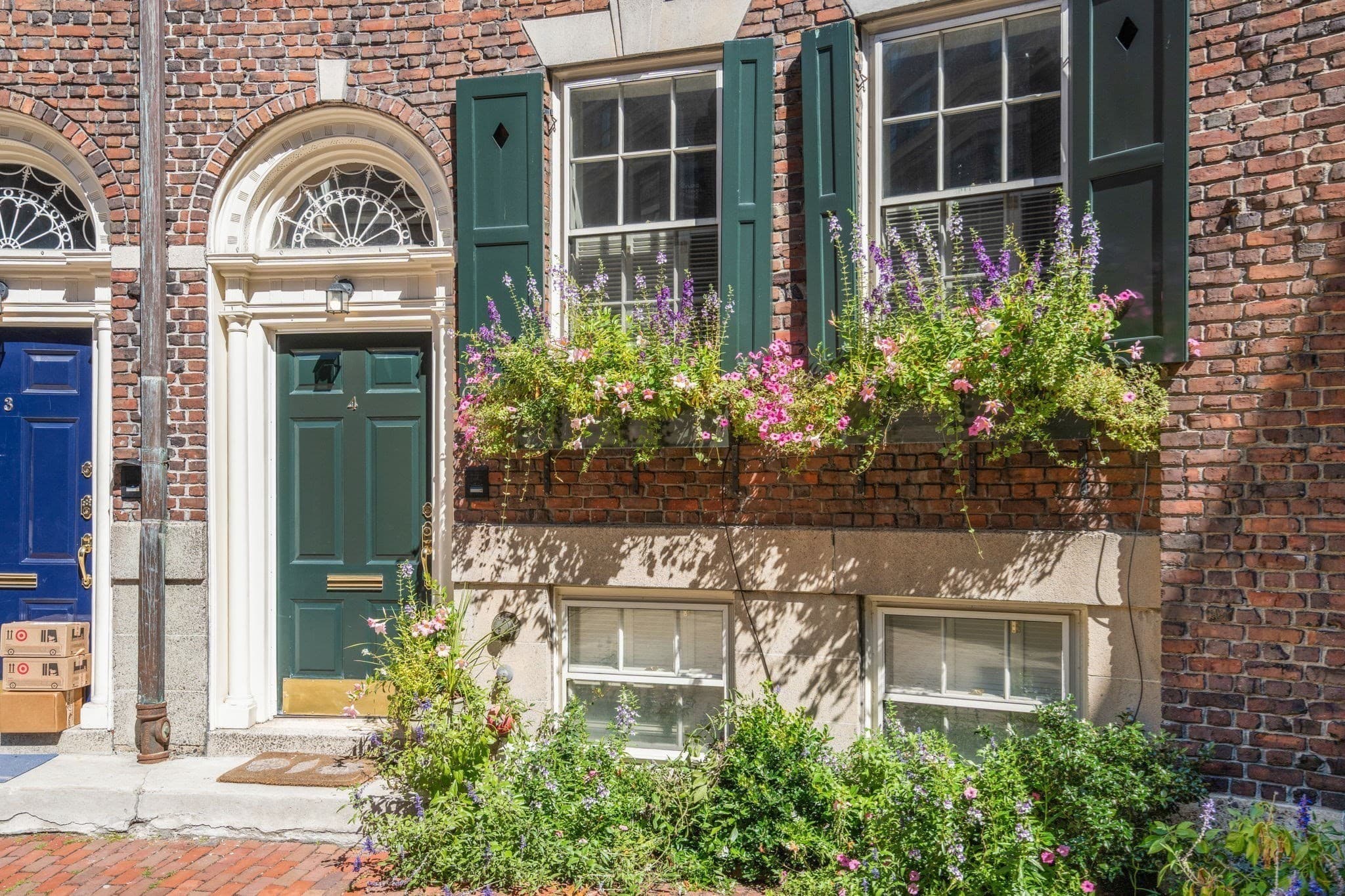 Condominium at 4 West Hill Place # 4, Boston MA 02114, photo 23 of 24