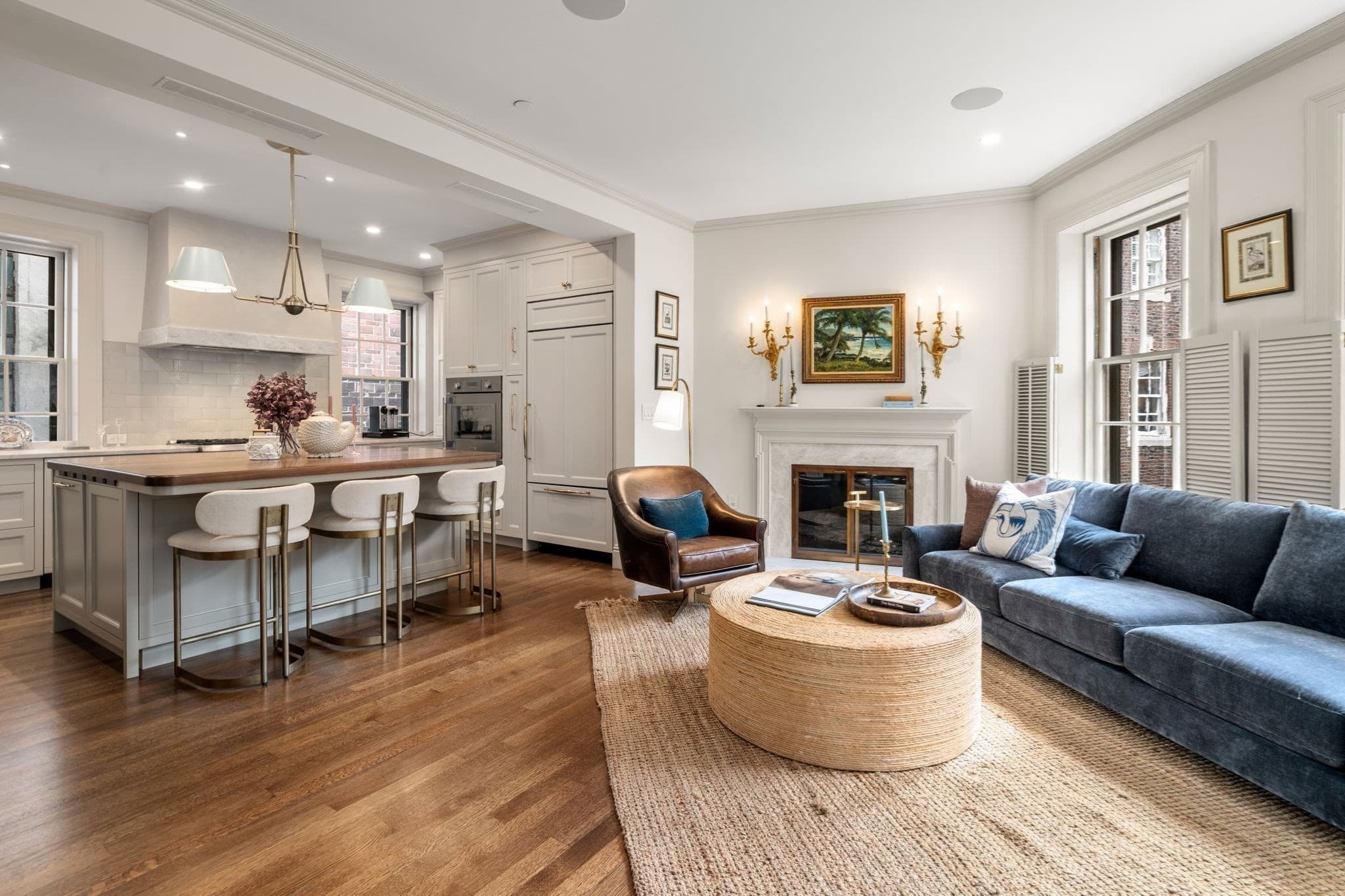 Condominium at 4 West Hill Place # 4, Boston MA 02114, photo 3 of 24