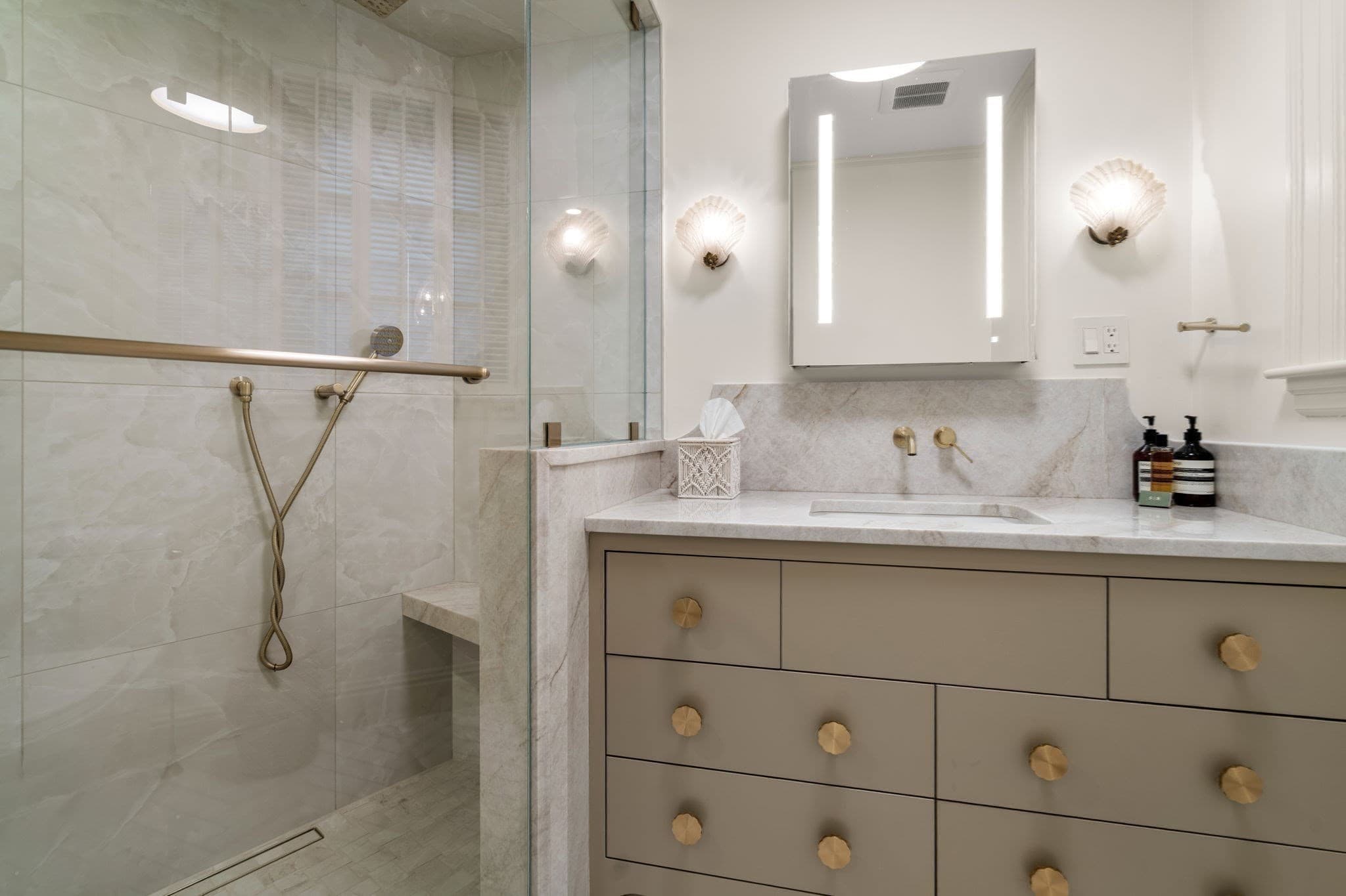 Condominium at 4 West Hill Place # 4, Boston MA 02114, photo 14 of 24