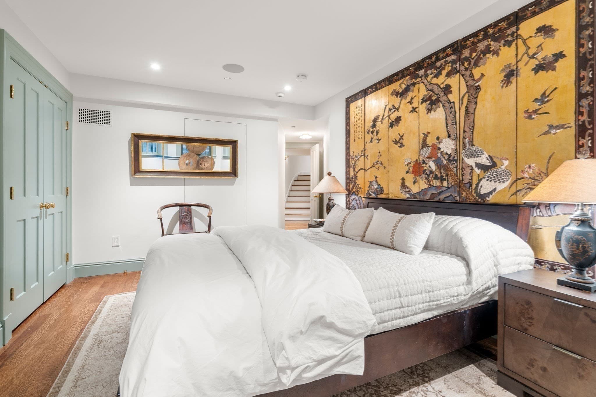 Condominium at 4 West Hill Place # 4, Boston MA 02114, photo 18 of 24