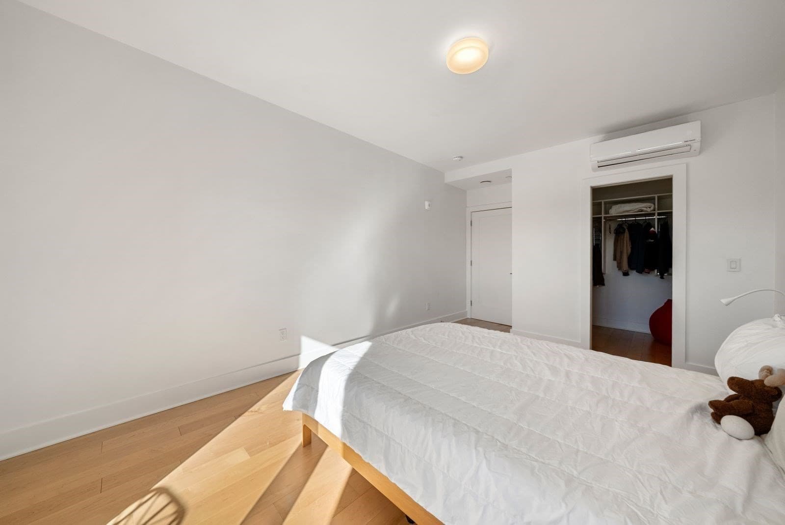 Condominium at 240 Salem St # 3B, Medford MA 02155, photo 19 of 42
