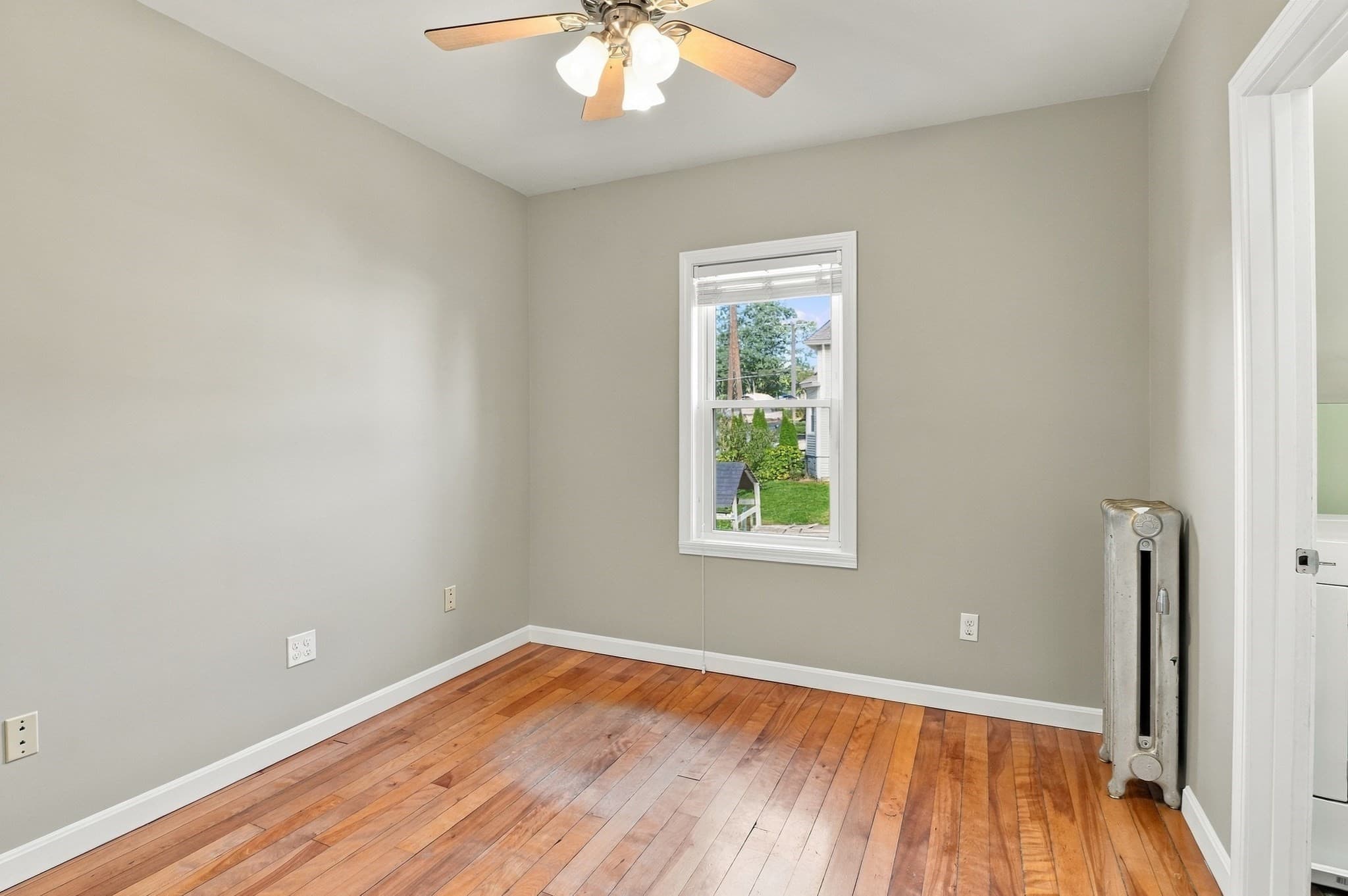 Single Family Residence at 3 Cutting Avenue, Worcester MA 01606, photo 26 of 31