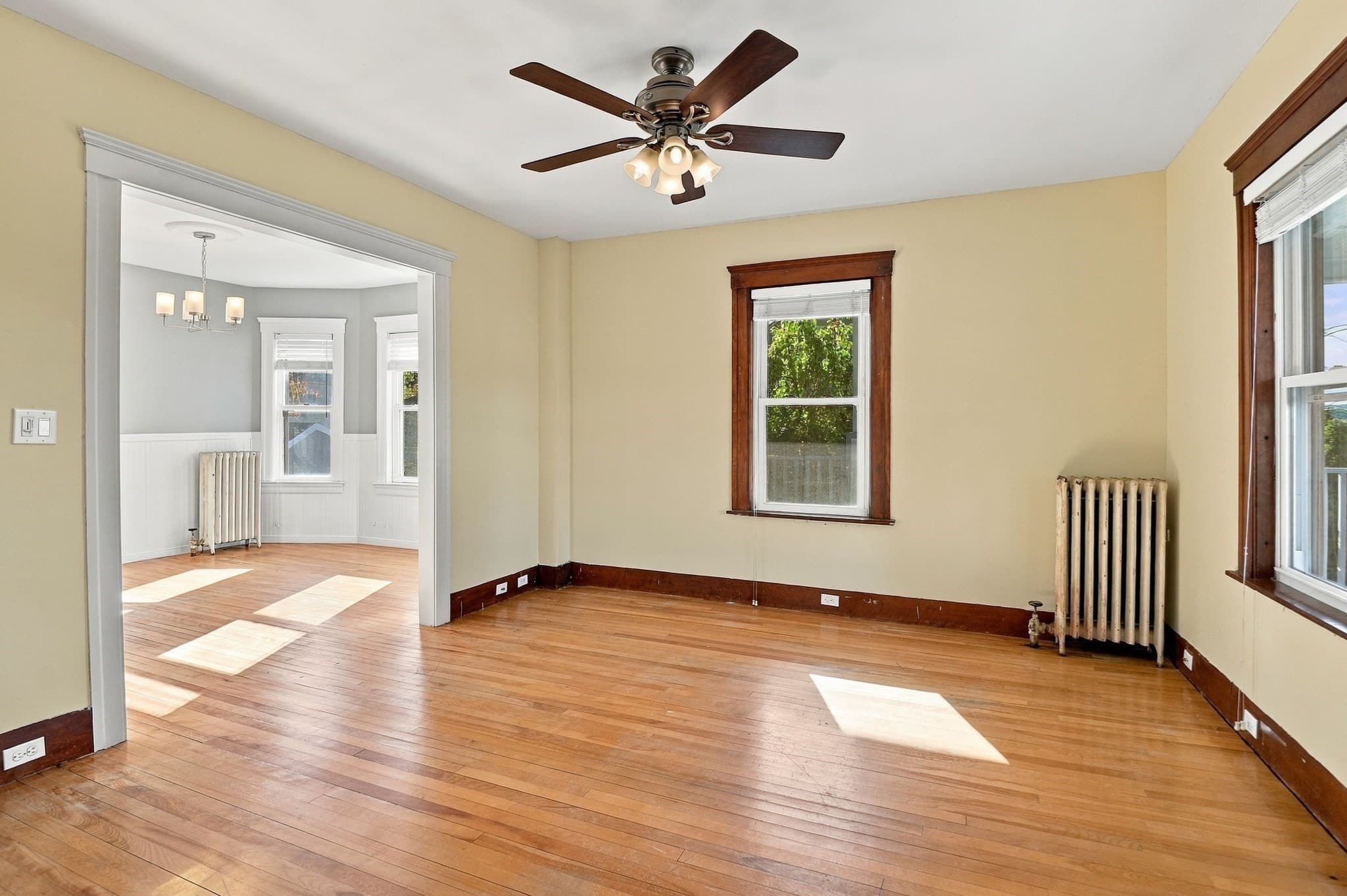 Single Family Residence at 3 Cutting Avenue, Worcester MA 01606, photo 9 of 31