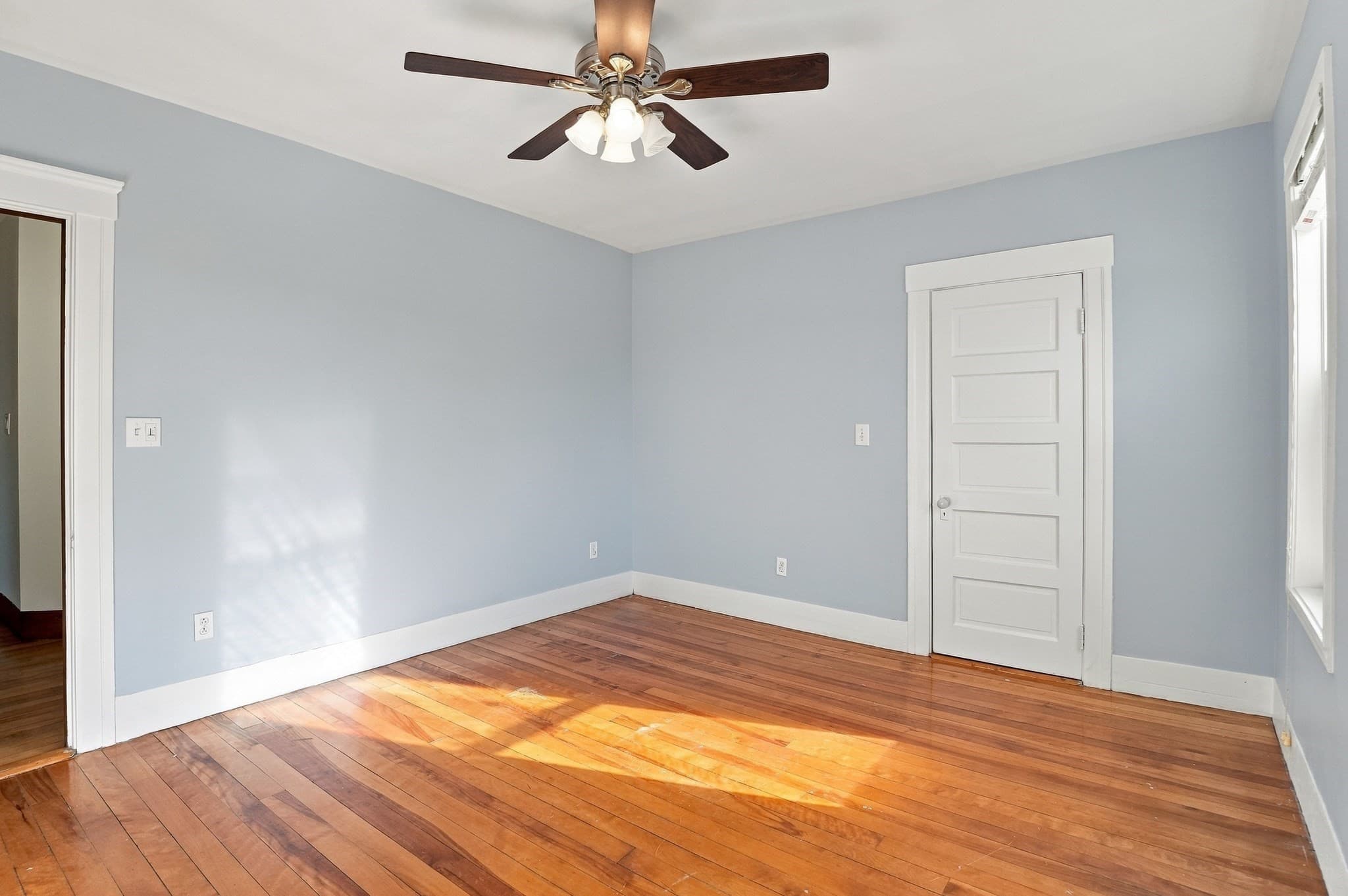 Single Family Residence at 3 Cutting Avenue, Worcester MA 01606, photo 24 of 31