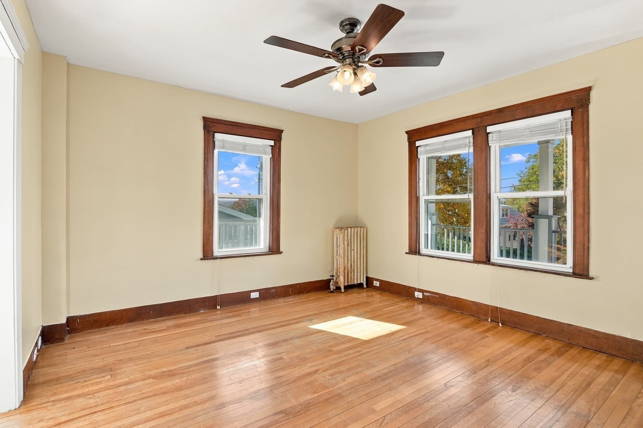 Single Family Residence at 3 Cutting Avenue, Worcester MA 01606, photo 11 of 31