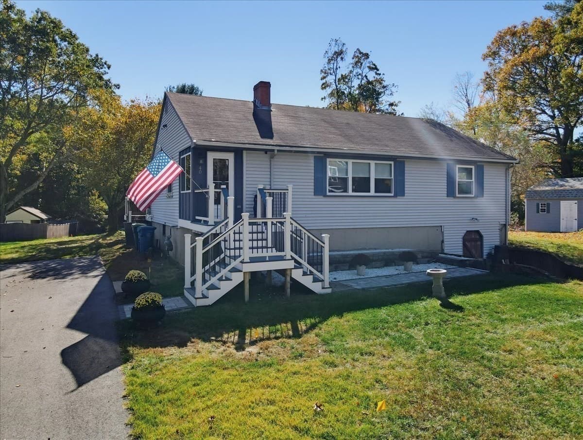 40 Dudley Rd, Billerica MA 01821