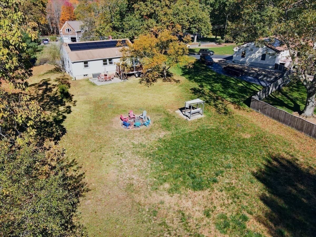 Single Family Residence at 40 Dudley Rd, Billerica MA 01821, photo 4 of 42