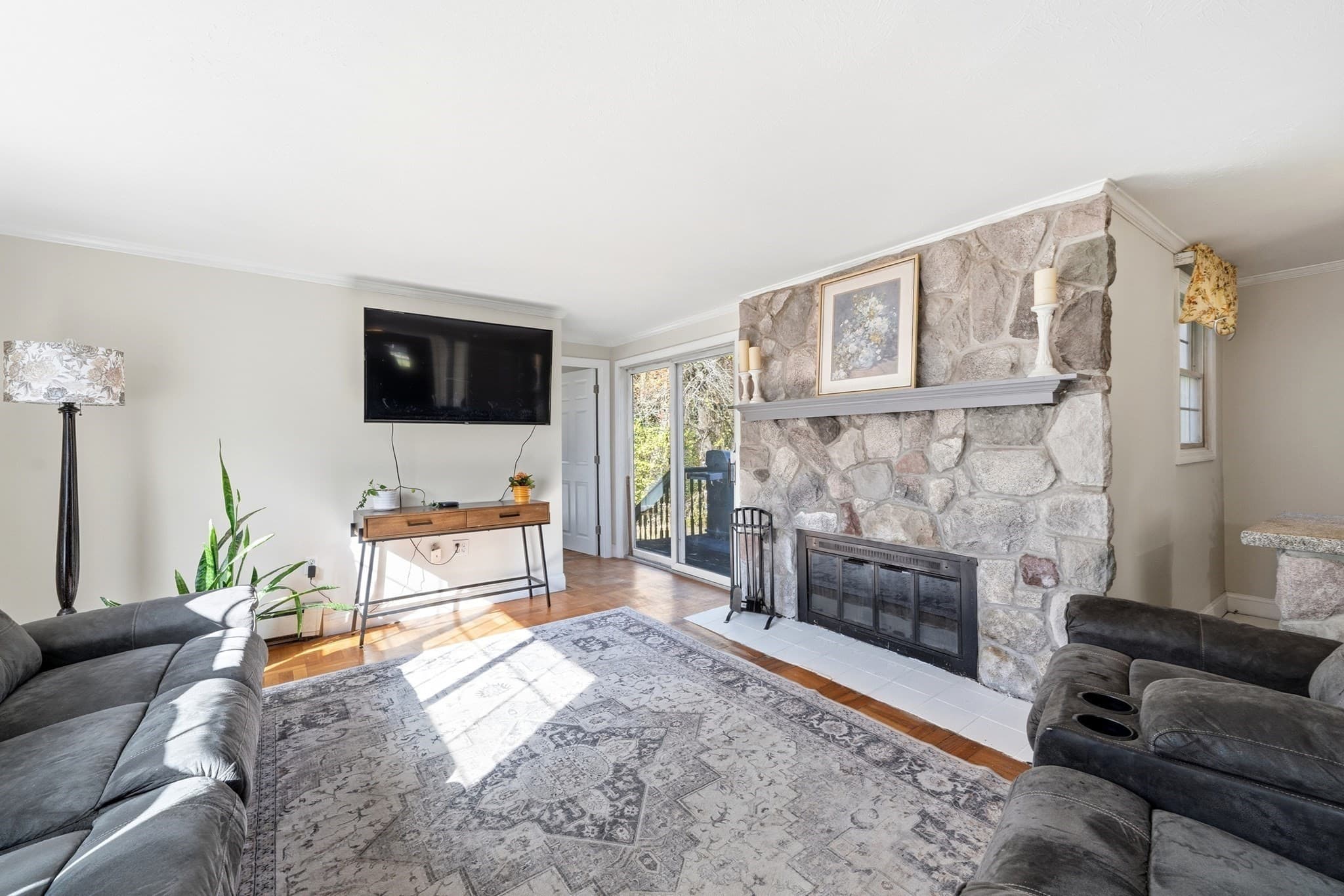 Single Family Residence at 939 Hildreth Street, Dracut MA 01826, photo 18 of 42