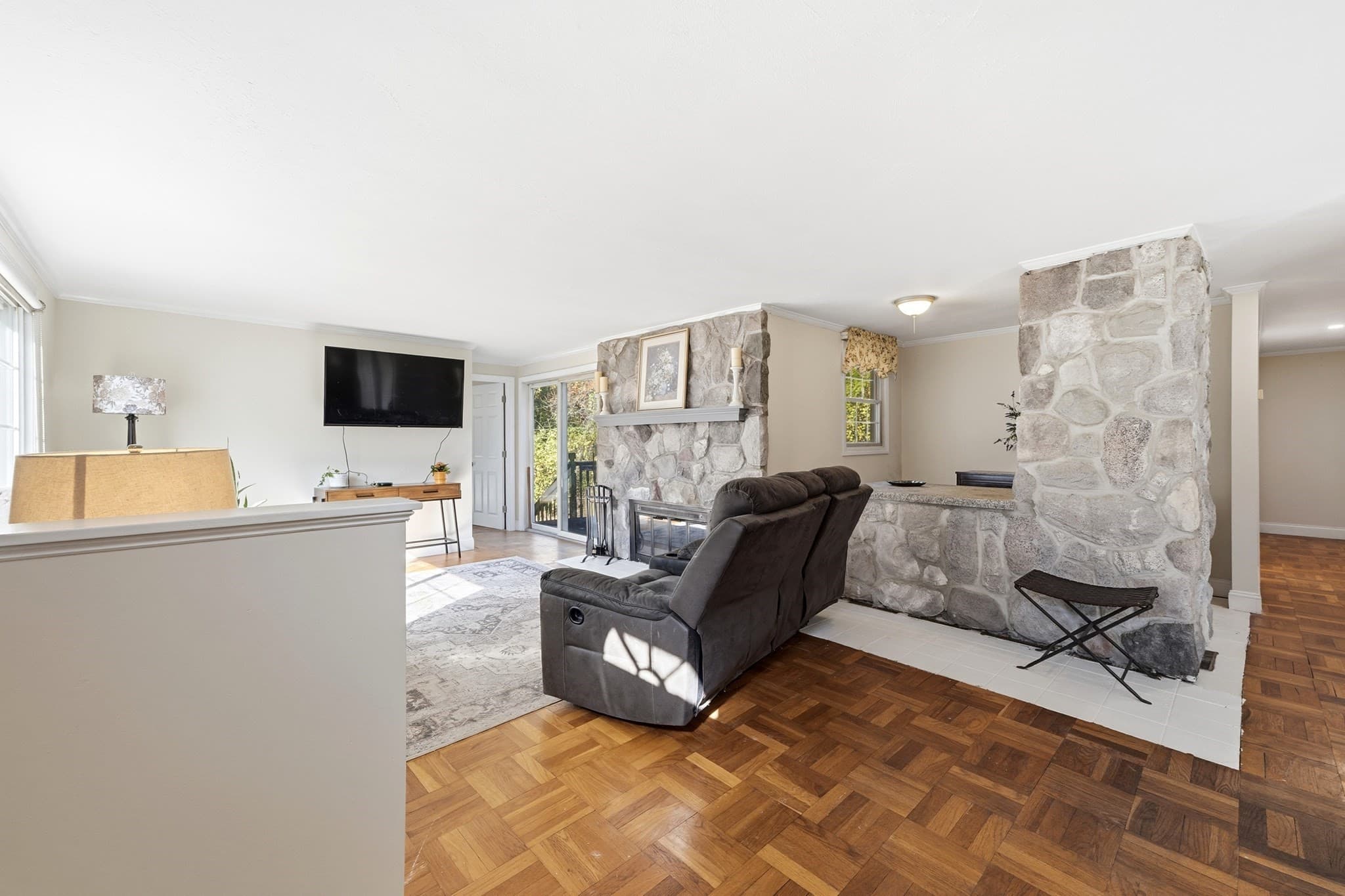 Single Family Residence at 939 Hildreth Street, Dracut MA 01826, photo 15 of 42