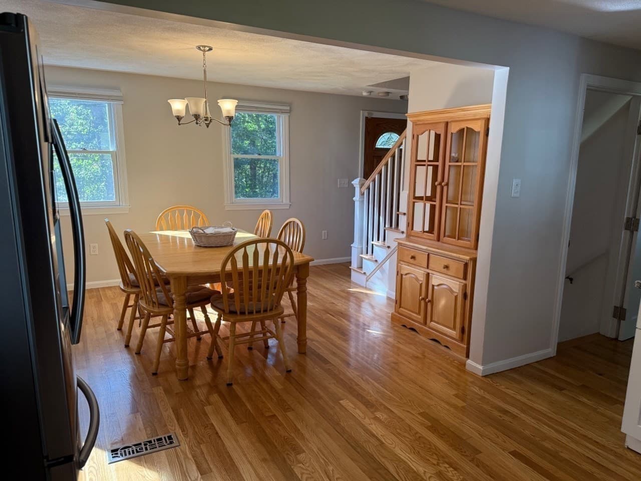 Single Family Residence at 2 Stonehedge Circle, Billerica MA 01821, photo 7 of 14
