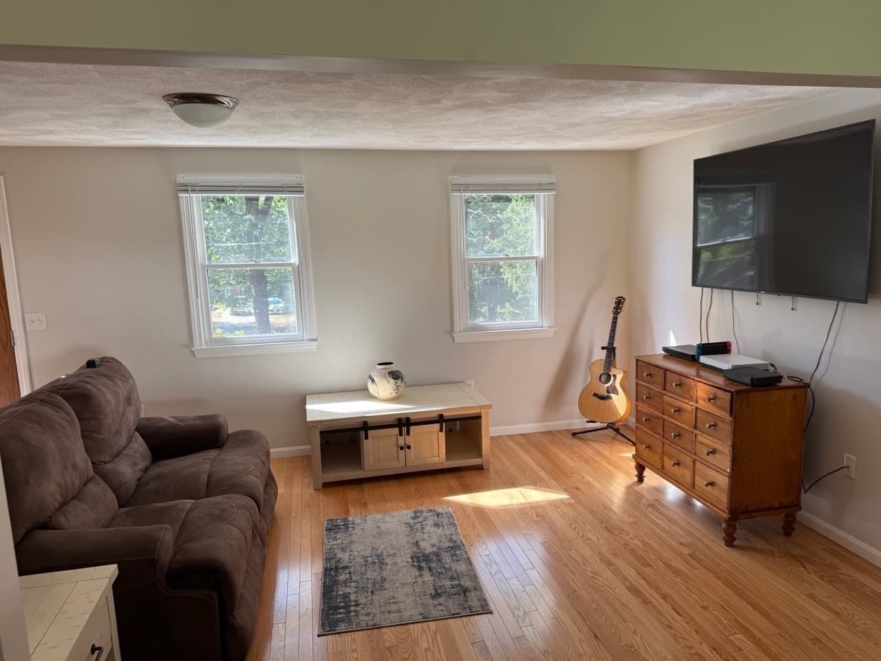 Single Family Residence at 2 Stonehedge Circle, Billerica MA 01821, photo 9 of 14