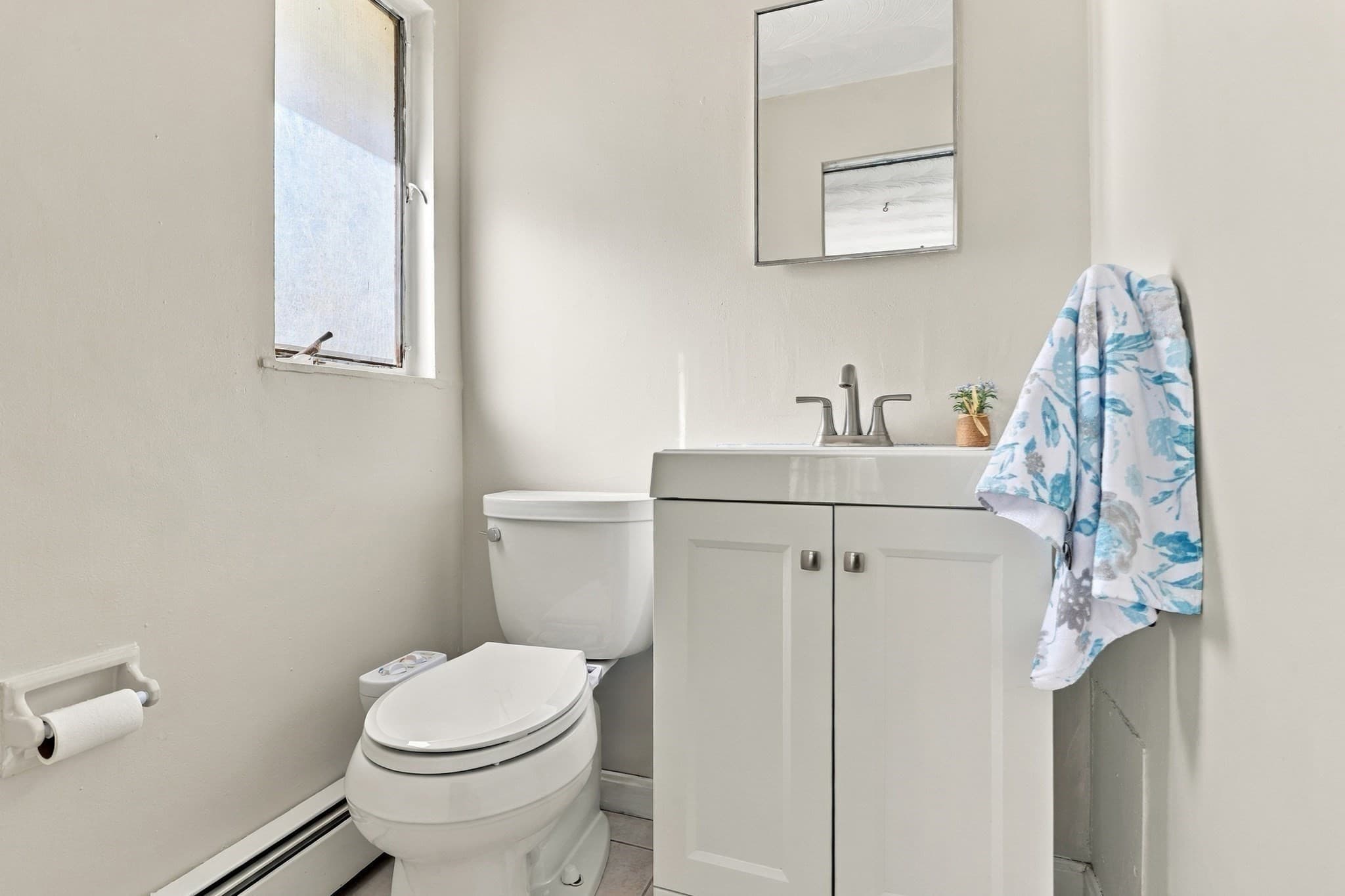 Single Family Residence at 5 Judith Rd, Chelmsford MA 01824, photo 21 of 28