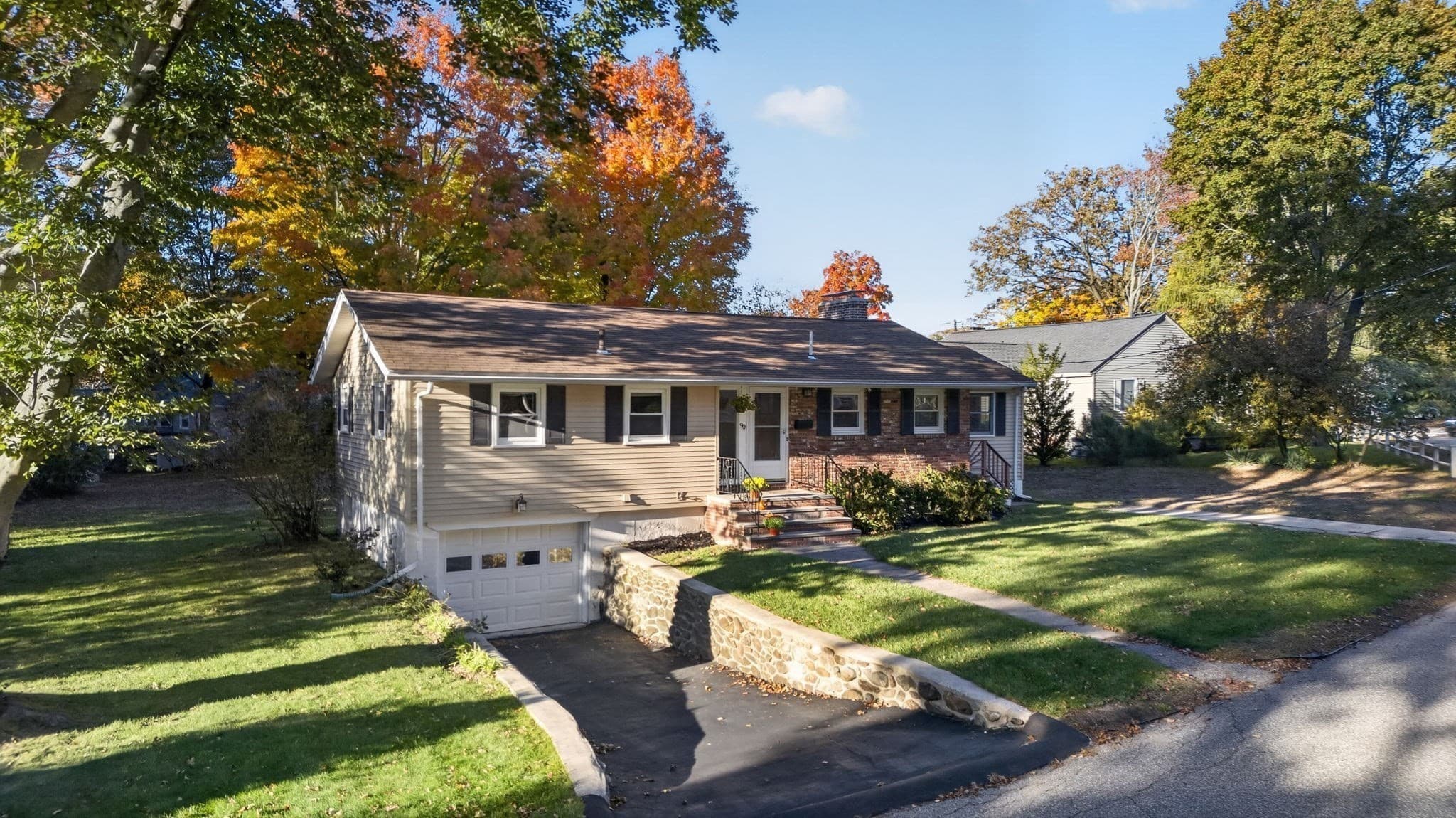 Single Family Residence at 90 Woodstock St, North Andover MA 01845, photo 3 of 42