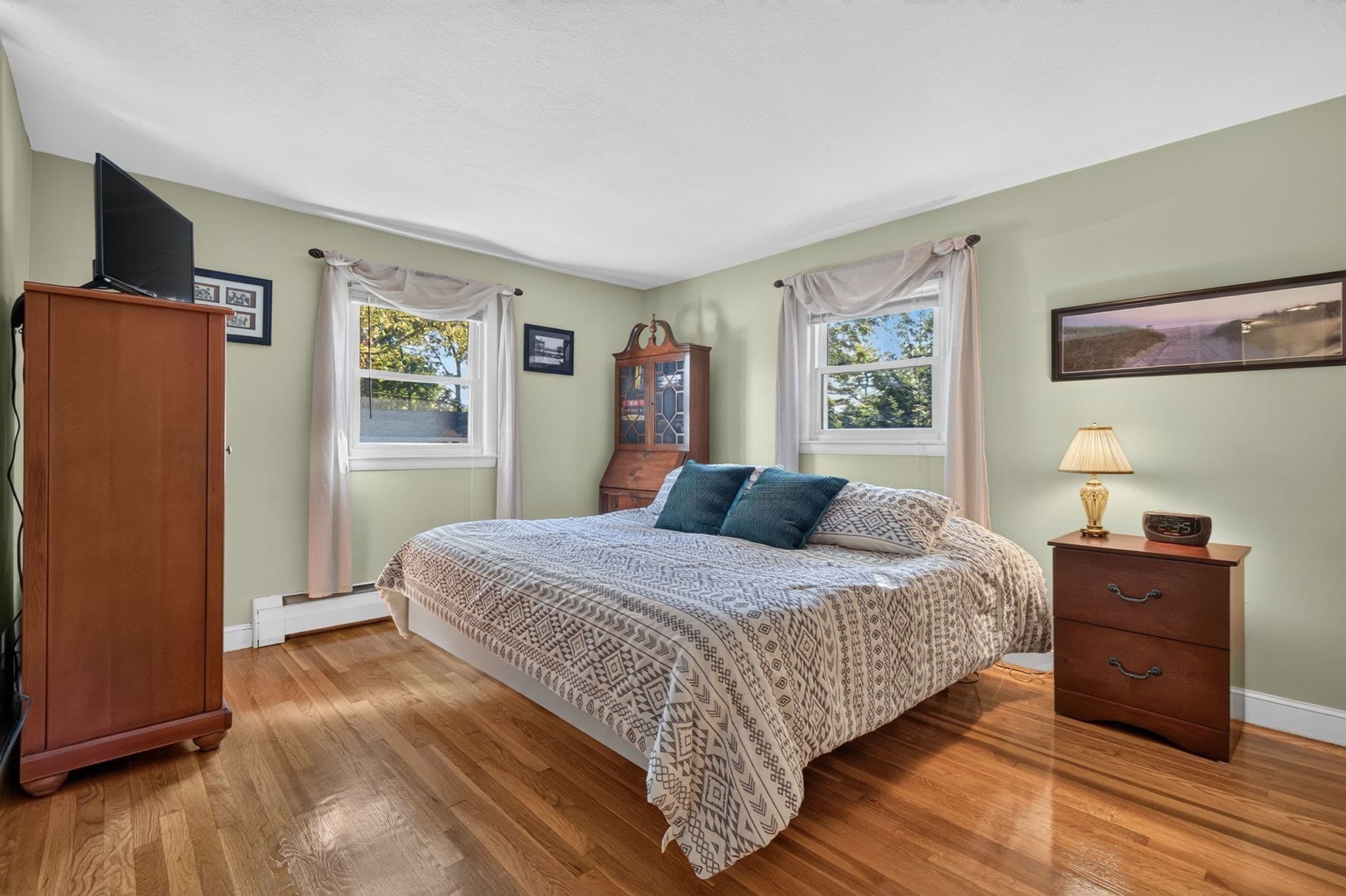 Single Family Residence at 90 Woodstock St, North Andover MA 01845, photo 24 of 42