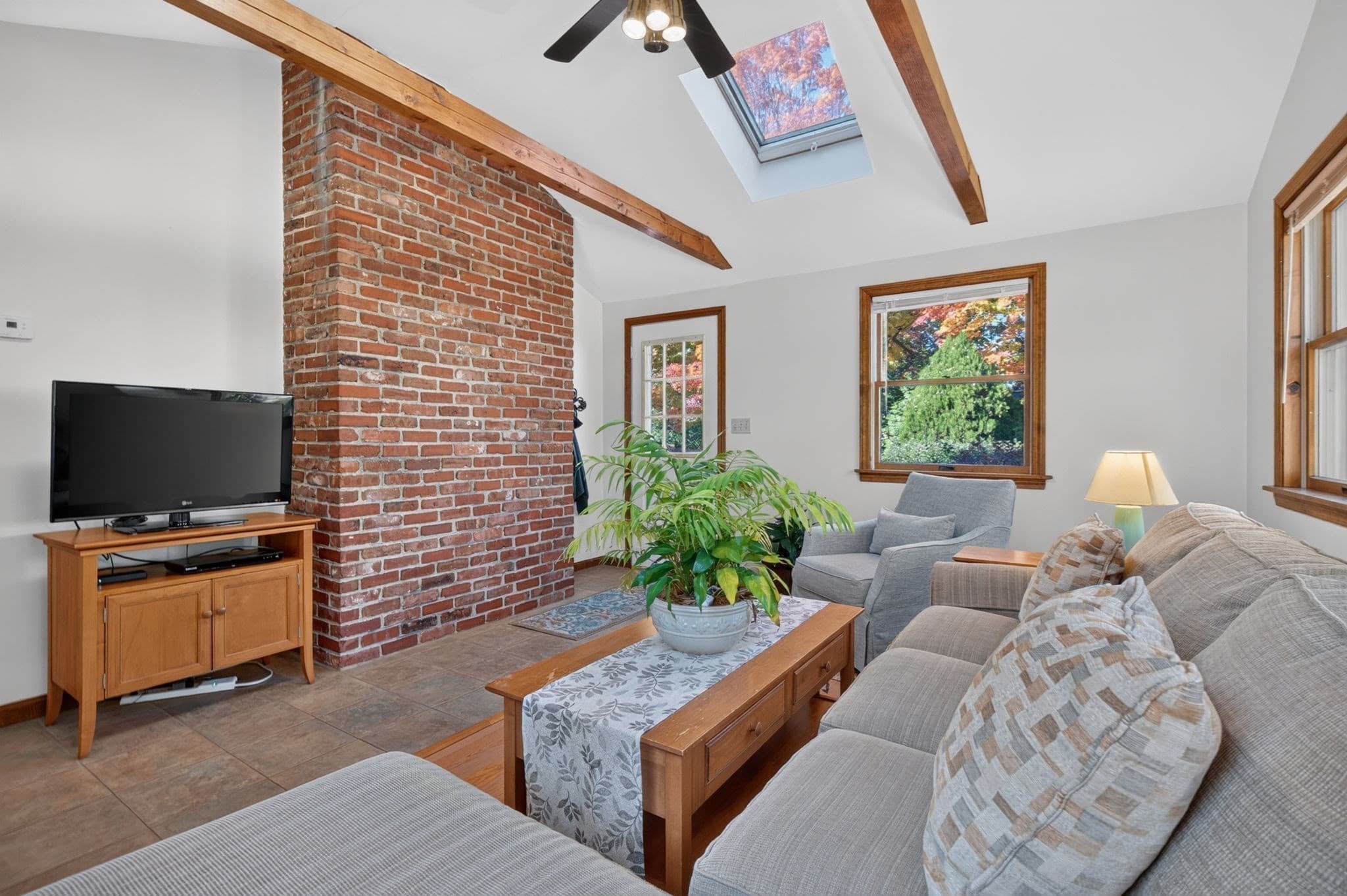 Single Family Residence at 90 Woodstock St, North Andover MA 01845, photo 14 of 42