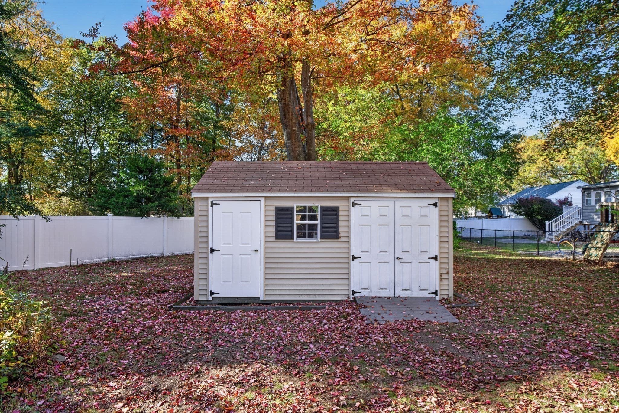 Single Family Residence at 90 Woodstock St, North Andover MA 01845, photo 37 of 42