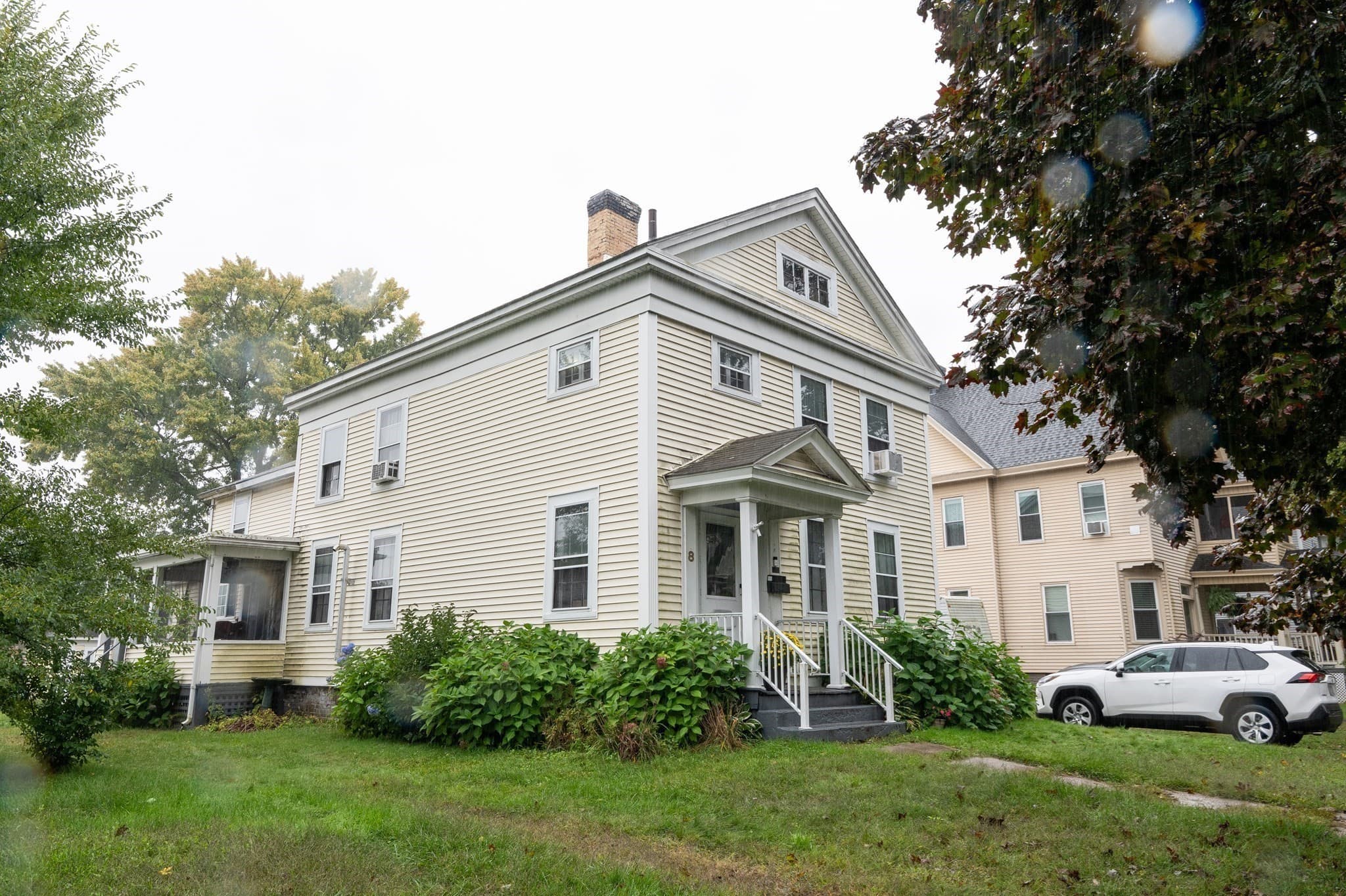 8 Woronoco Ave, Westfield MA 01085
