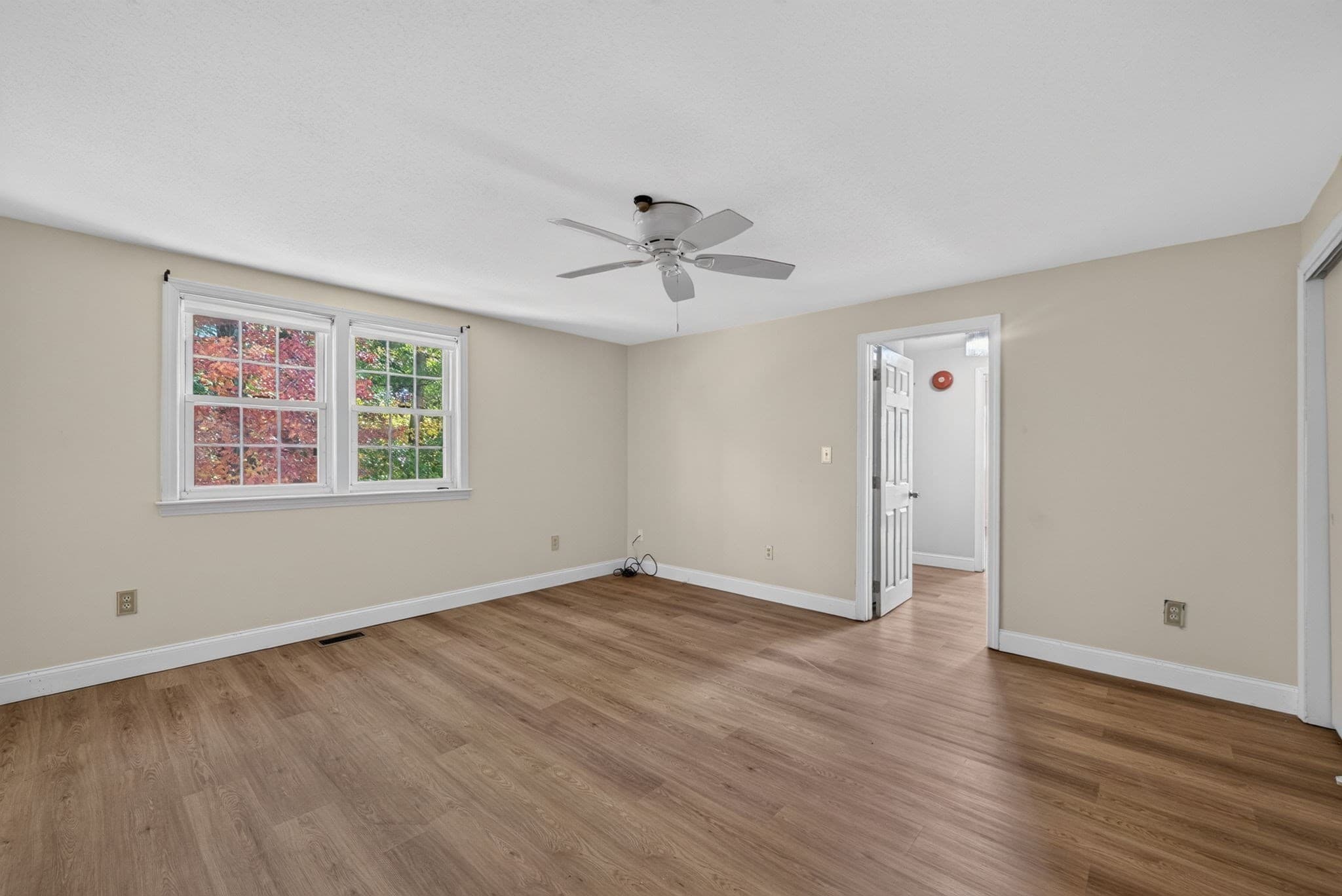 Condominium at 199 Erin Rd # 199, Stoughton MA 02072, photo 17 of 24