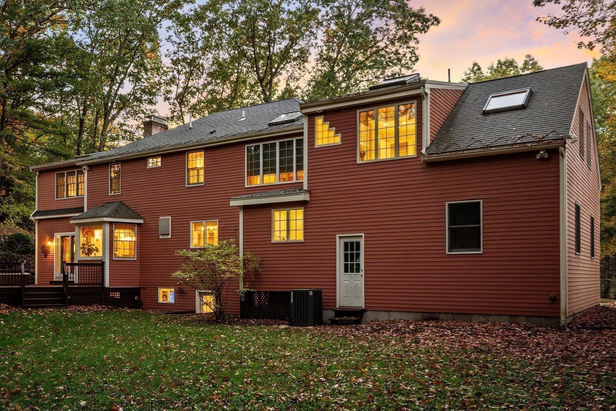 Single Family Residence at 125 Chestnut St, Concord MA 01742, photo 13 of 41